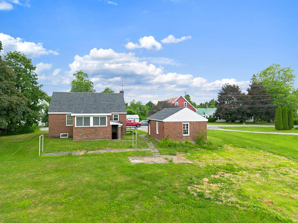 main property photo 36