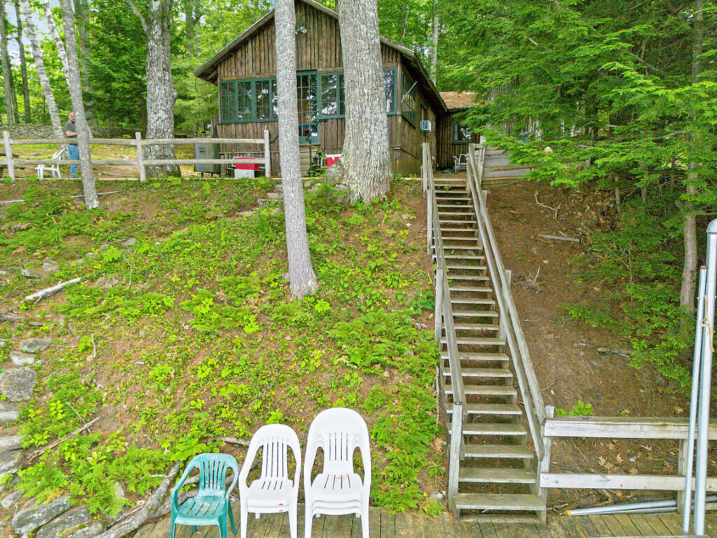 main property photo 45