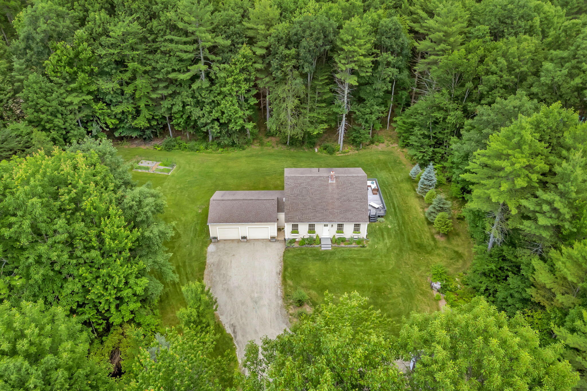 main property photo 76