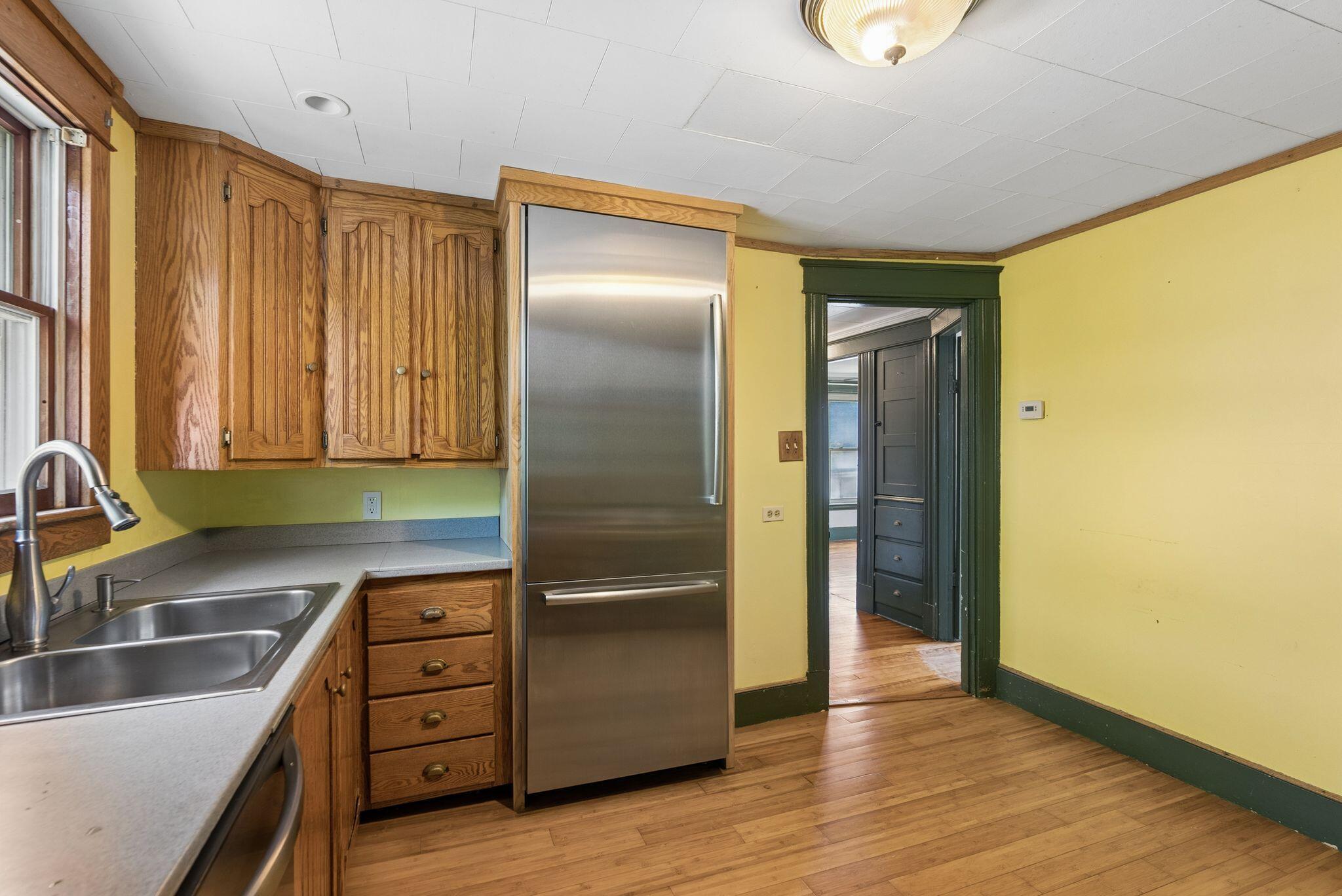 main property photo 16