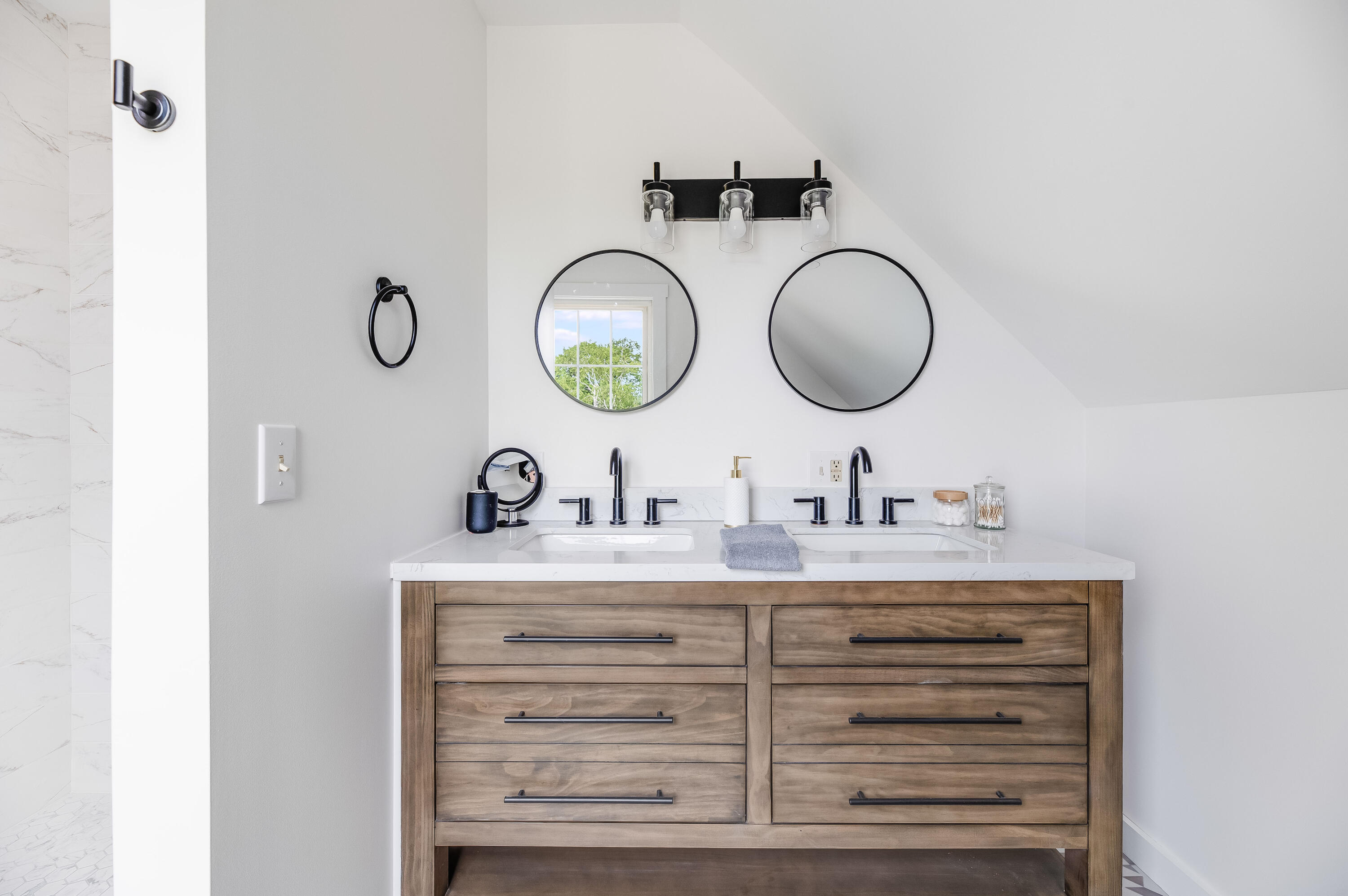 main property photo 66