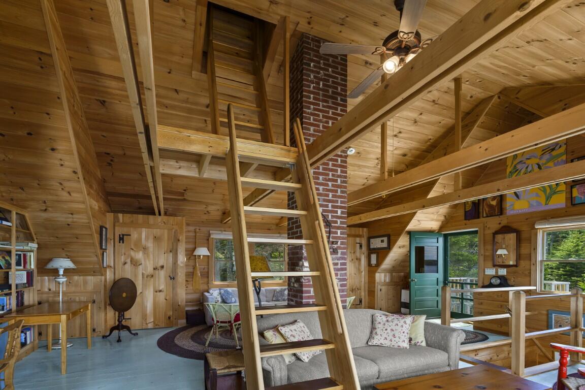 main property photo 45