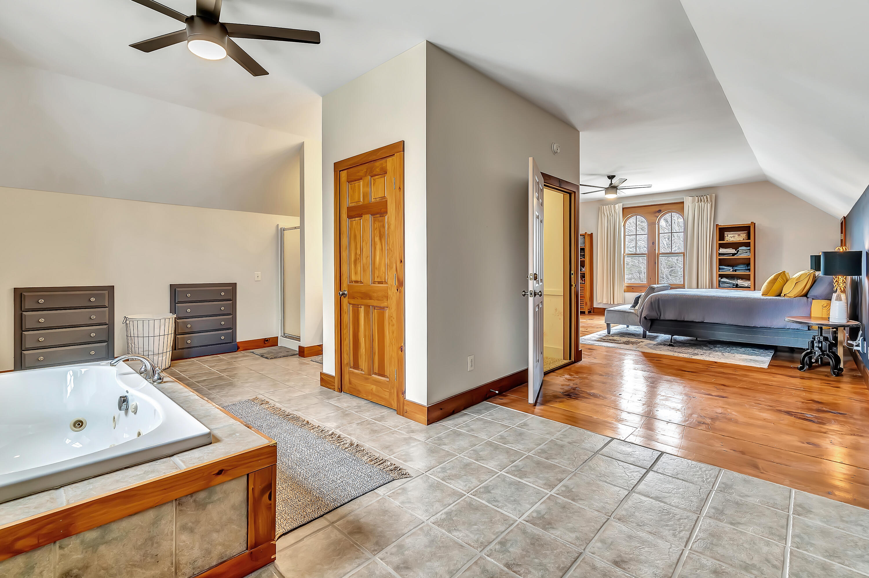 main property photo 76