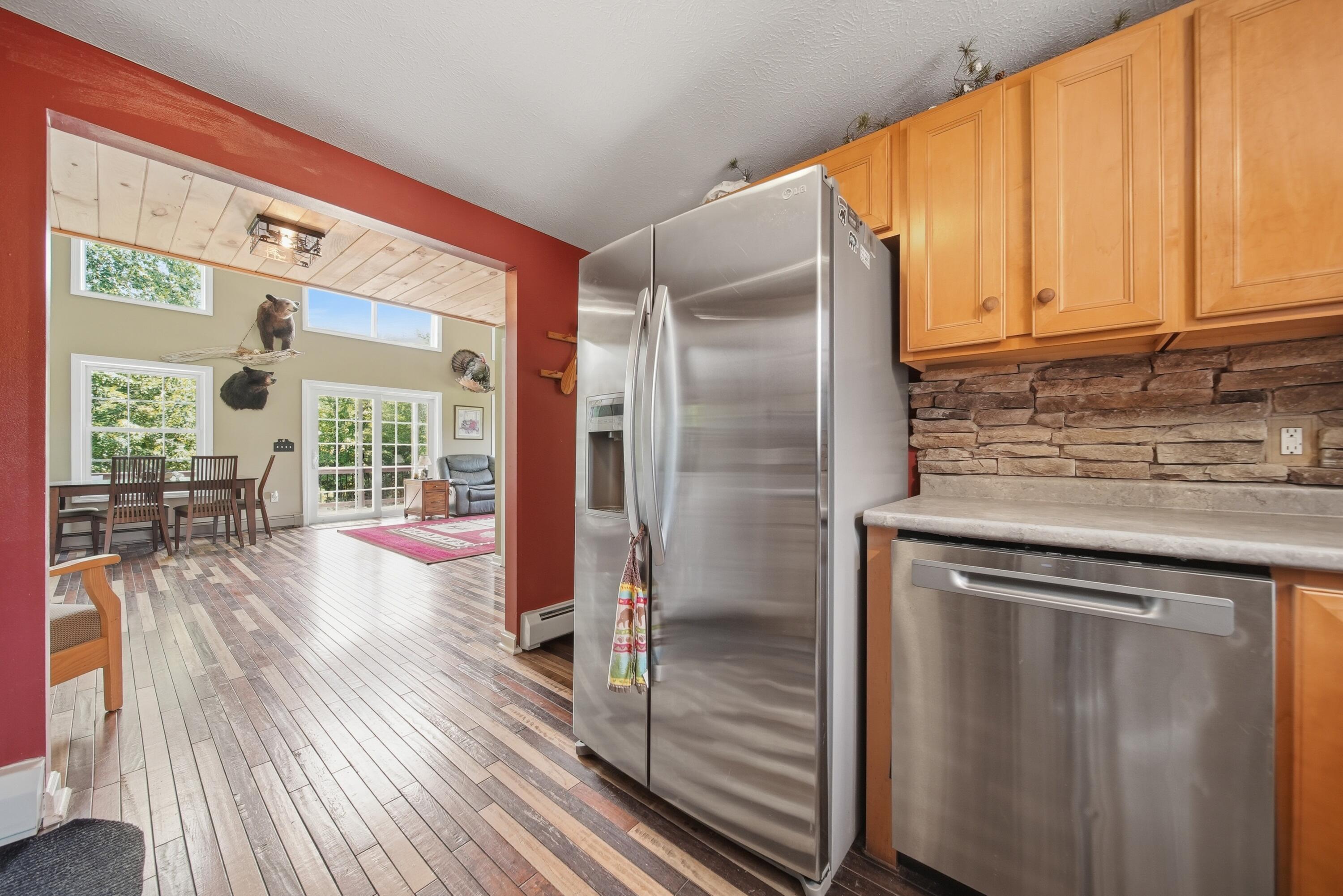 main property photo 13