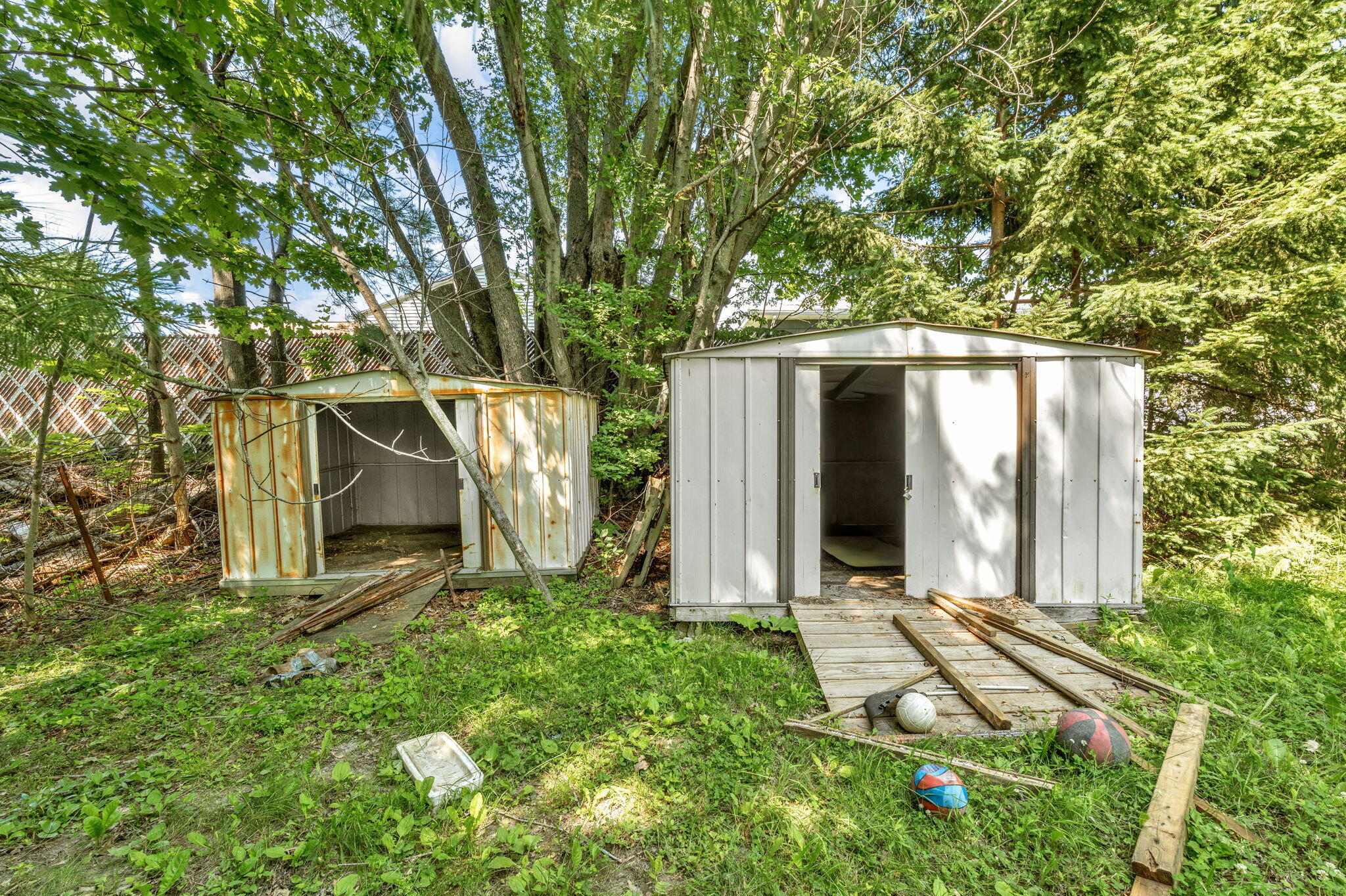 main property photo 54