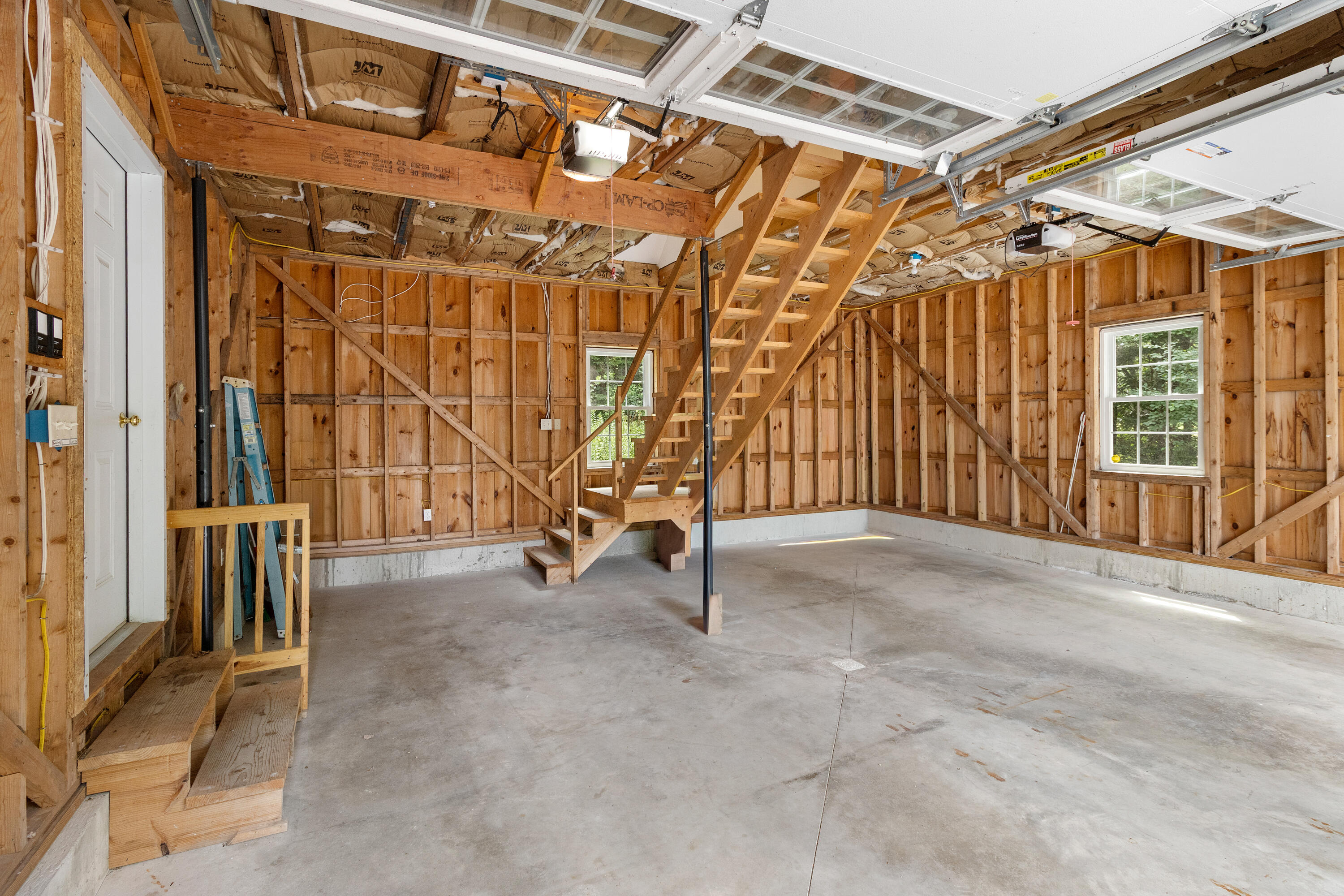 main property photo 60