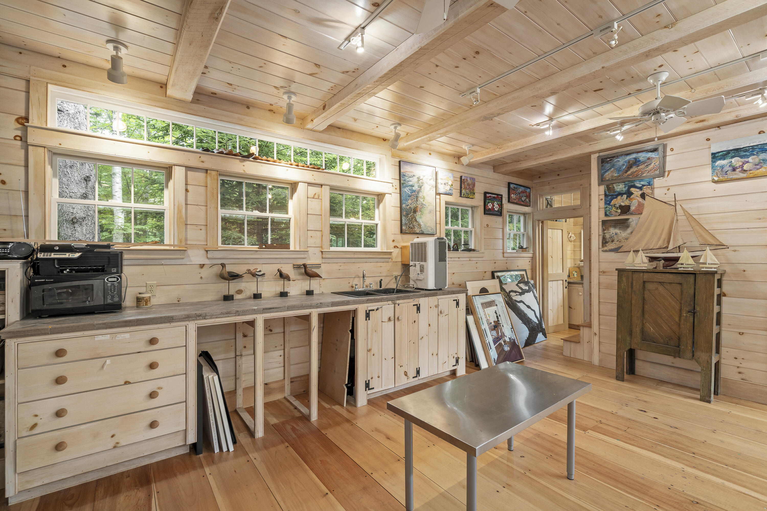 main property photo 60