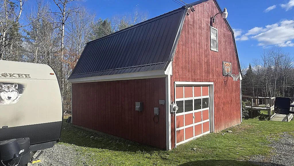 main property photo 7