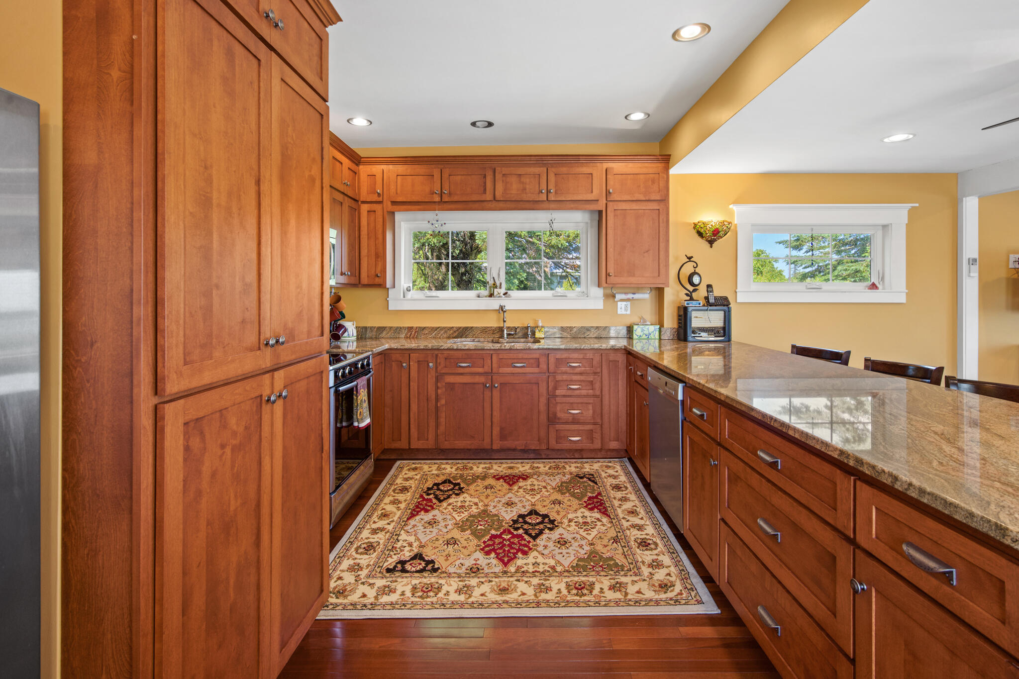 main property photo 15