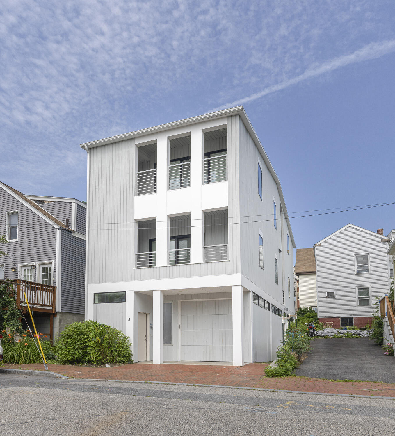 main property photo 44