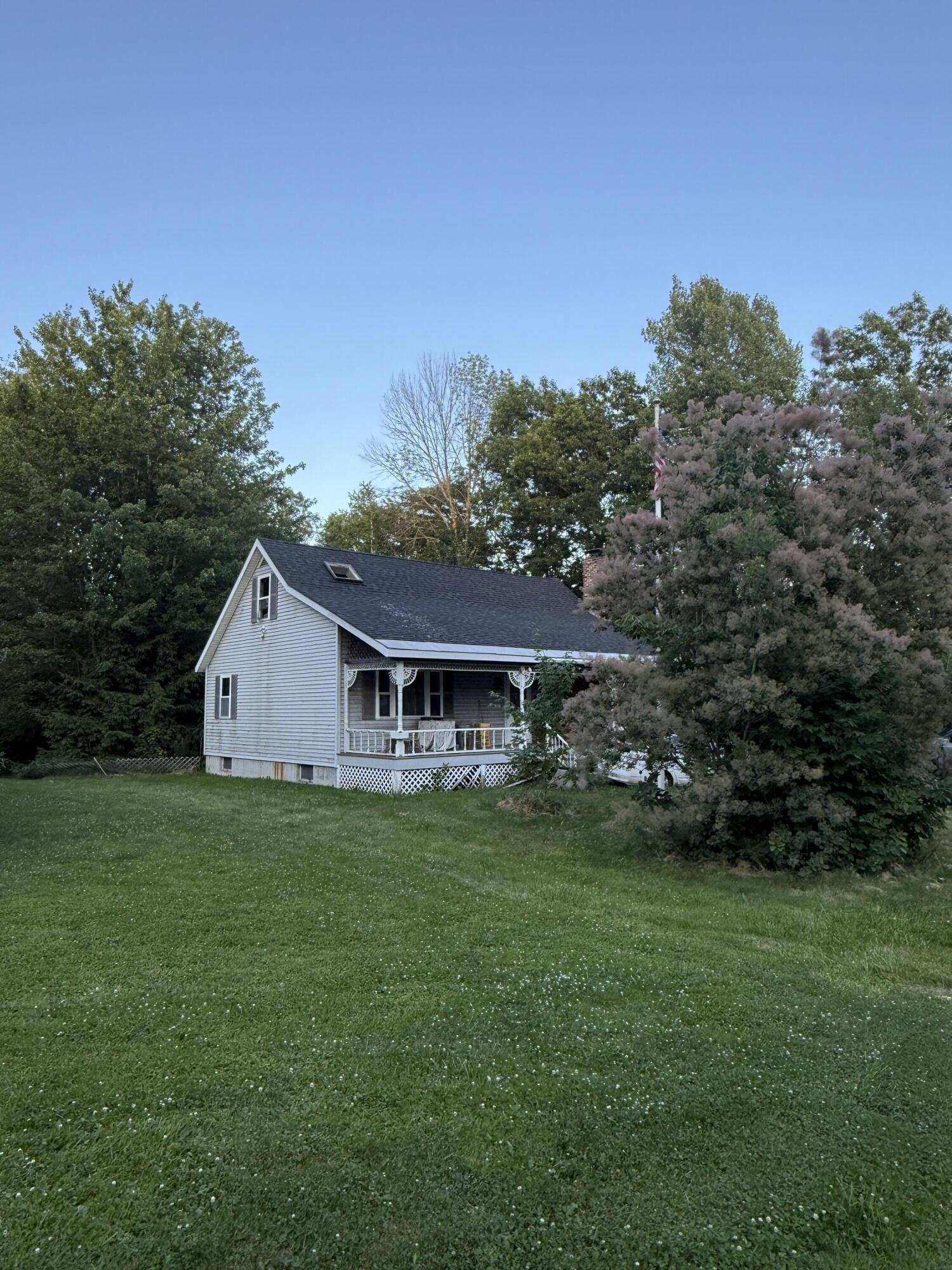 main property photo 6