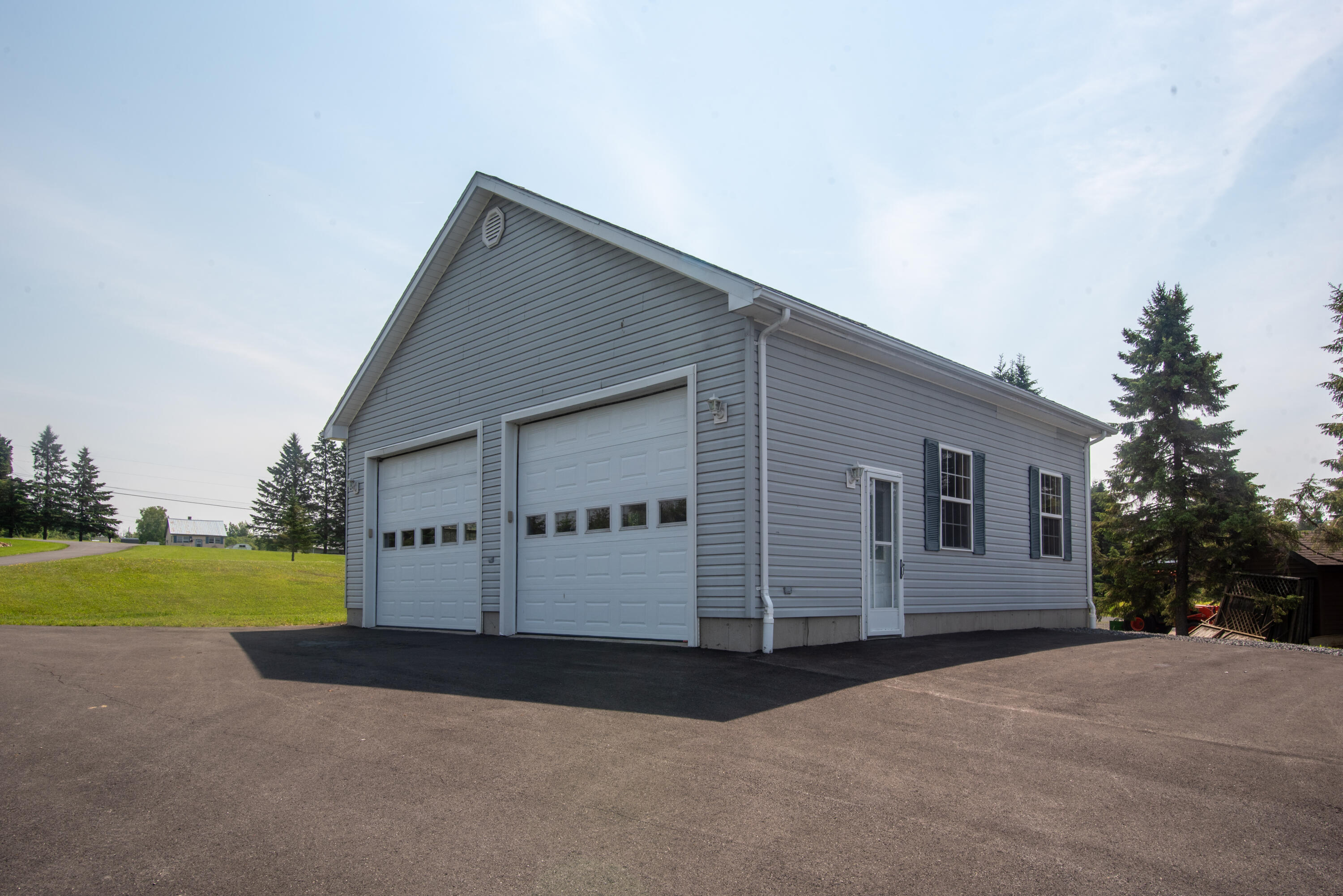 main property photo 56