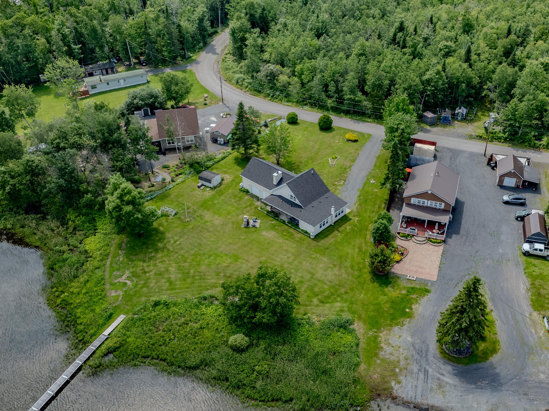 main property photo 6