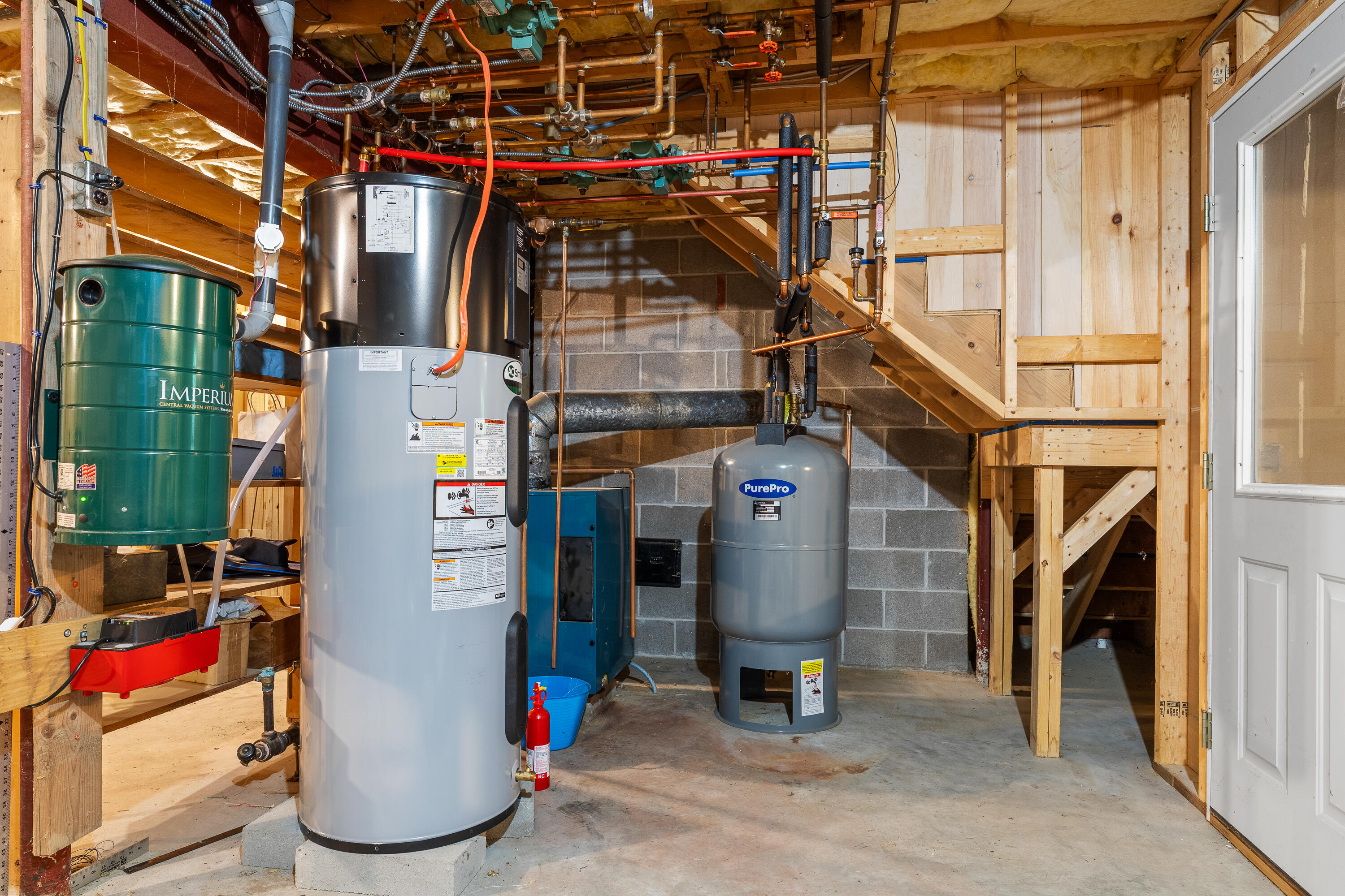 main property photo 76