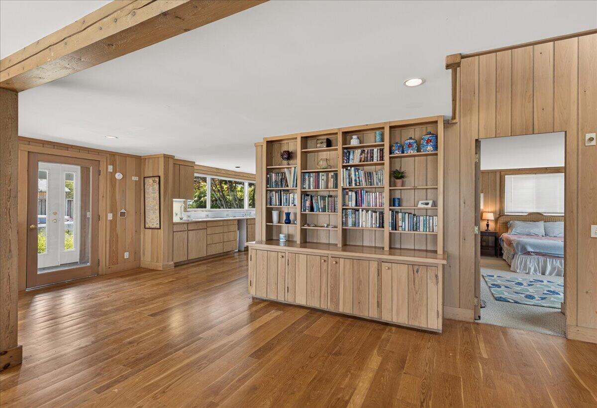main property photo 76