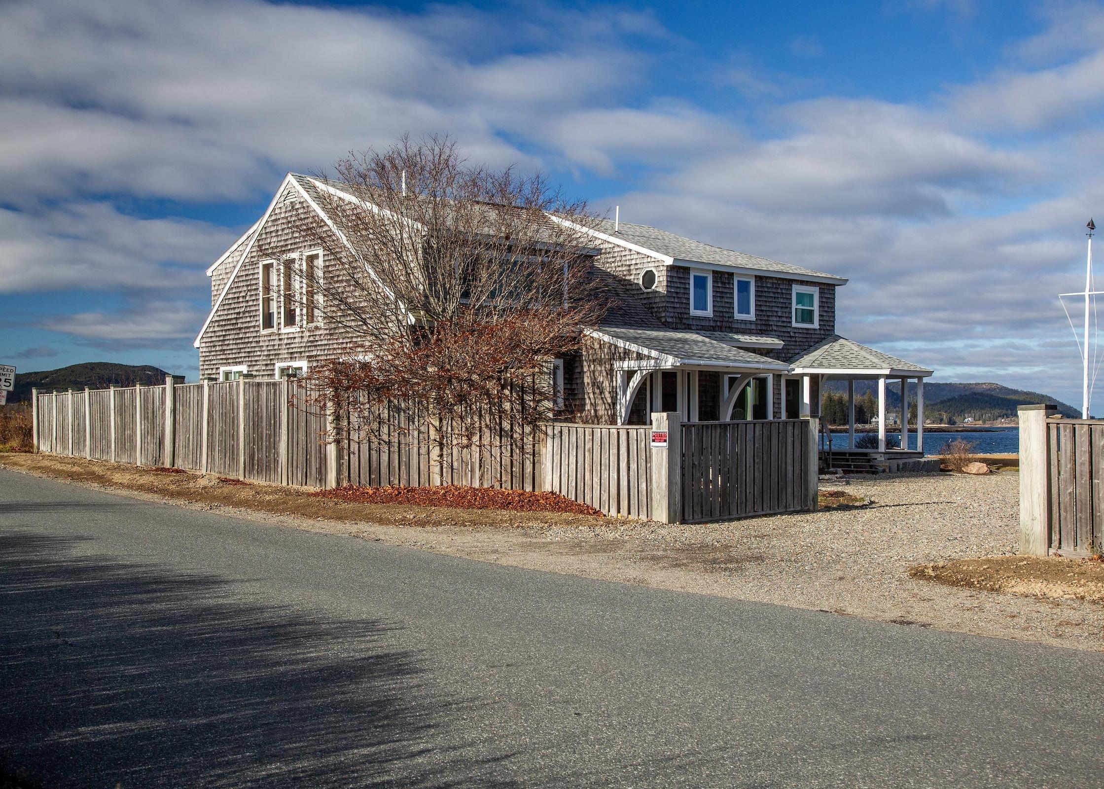main property photo 98