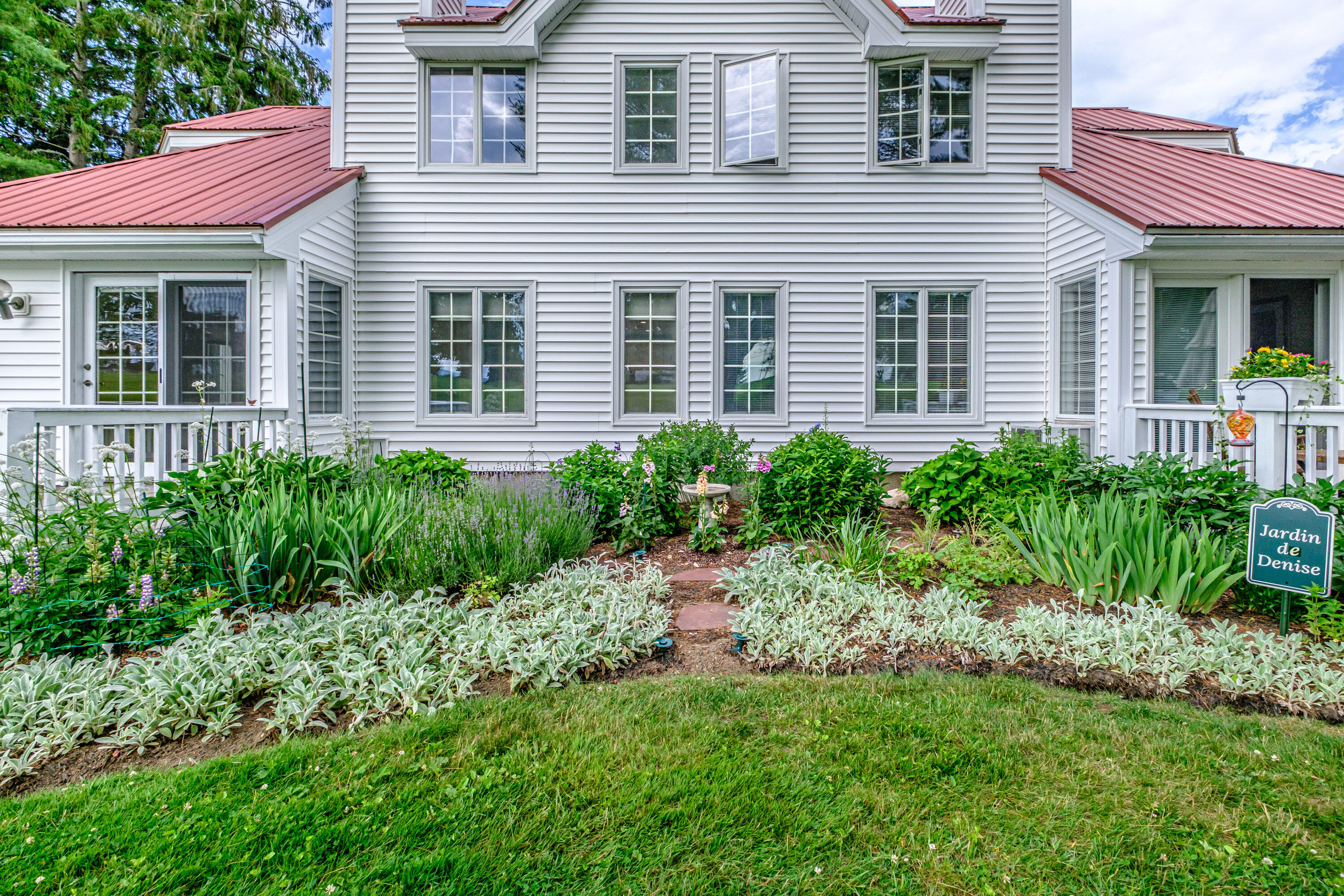 main property photo 51