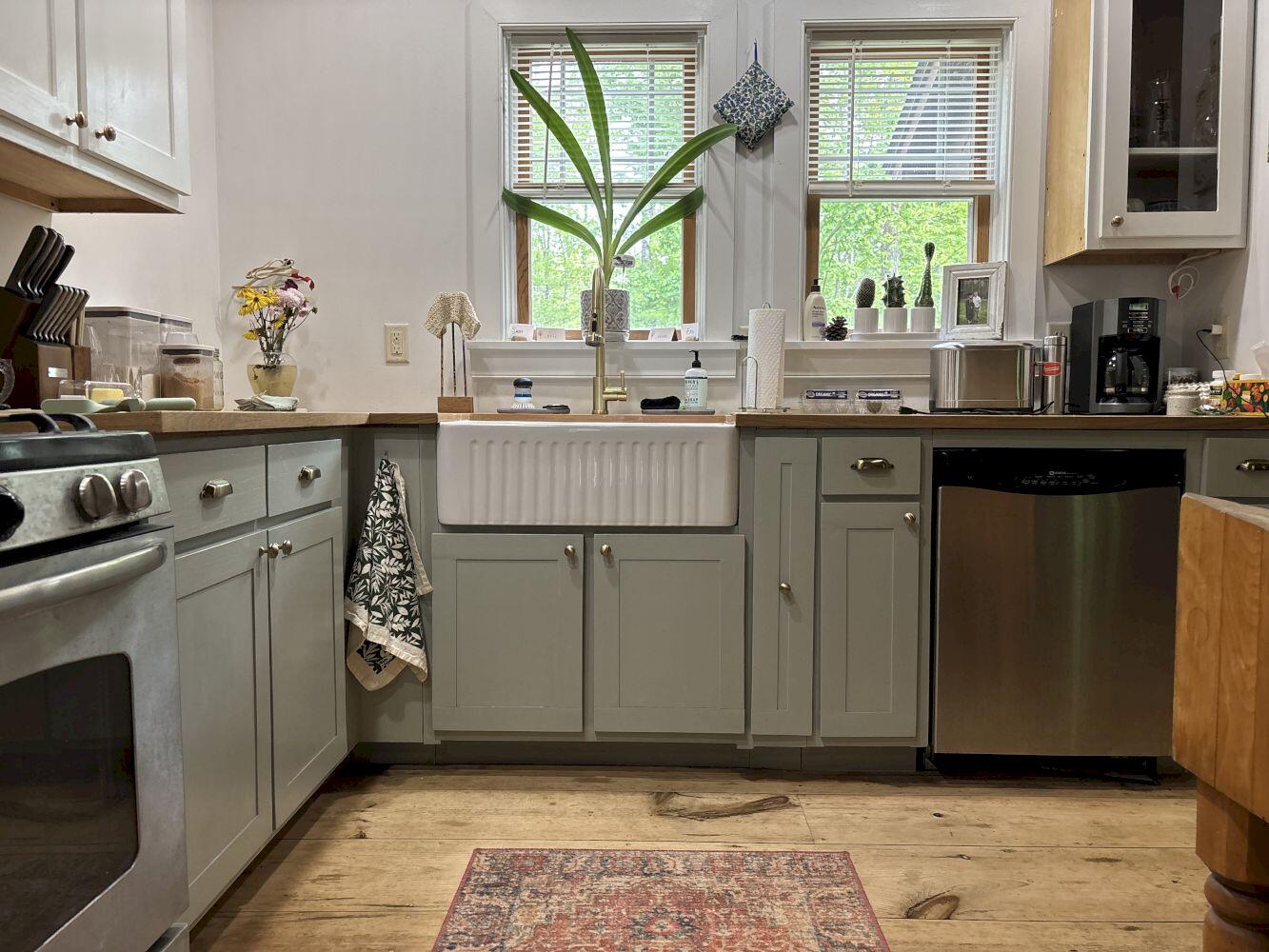 main property photo 78