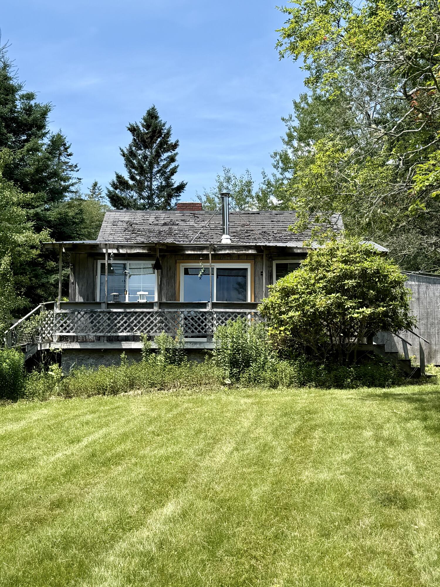 main property photo 28