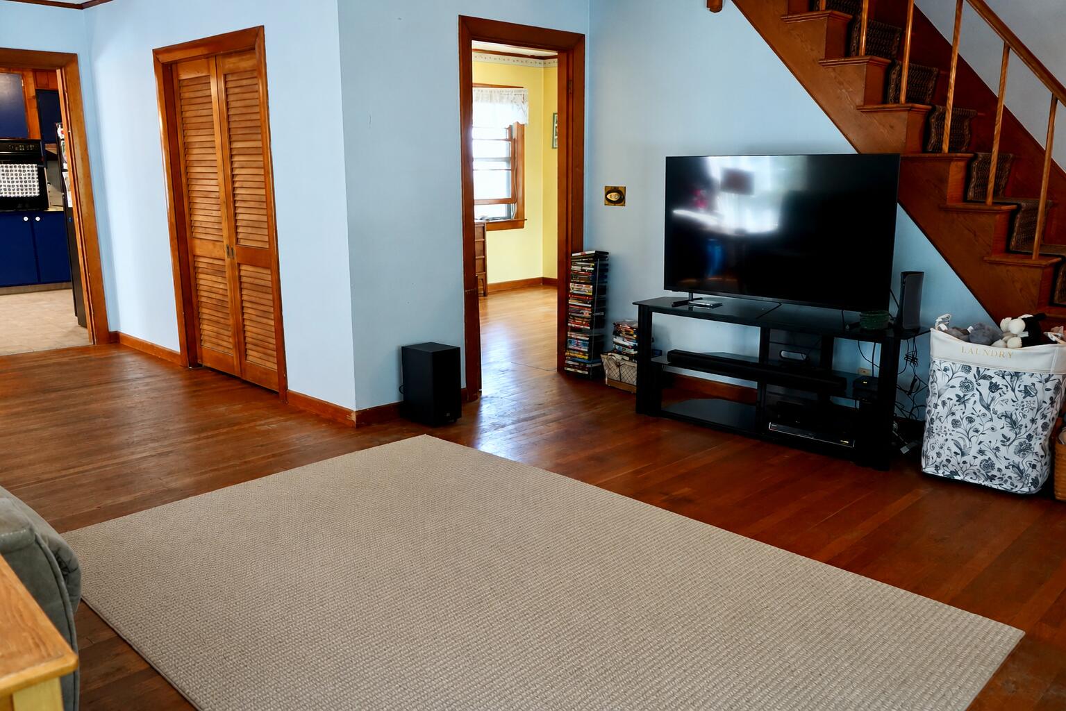 main property photo 13