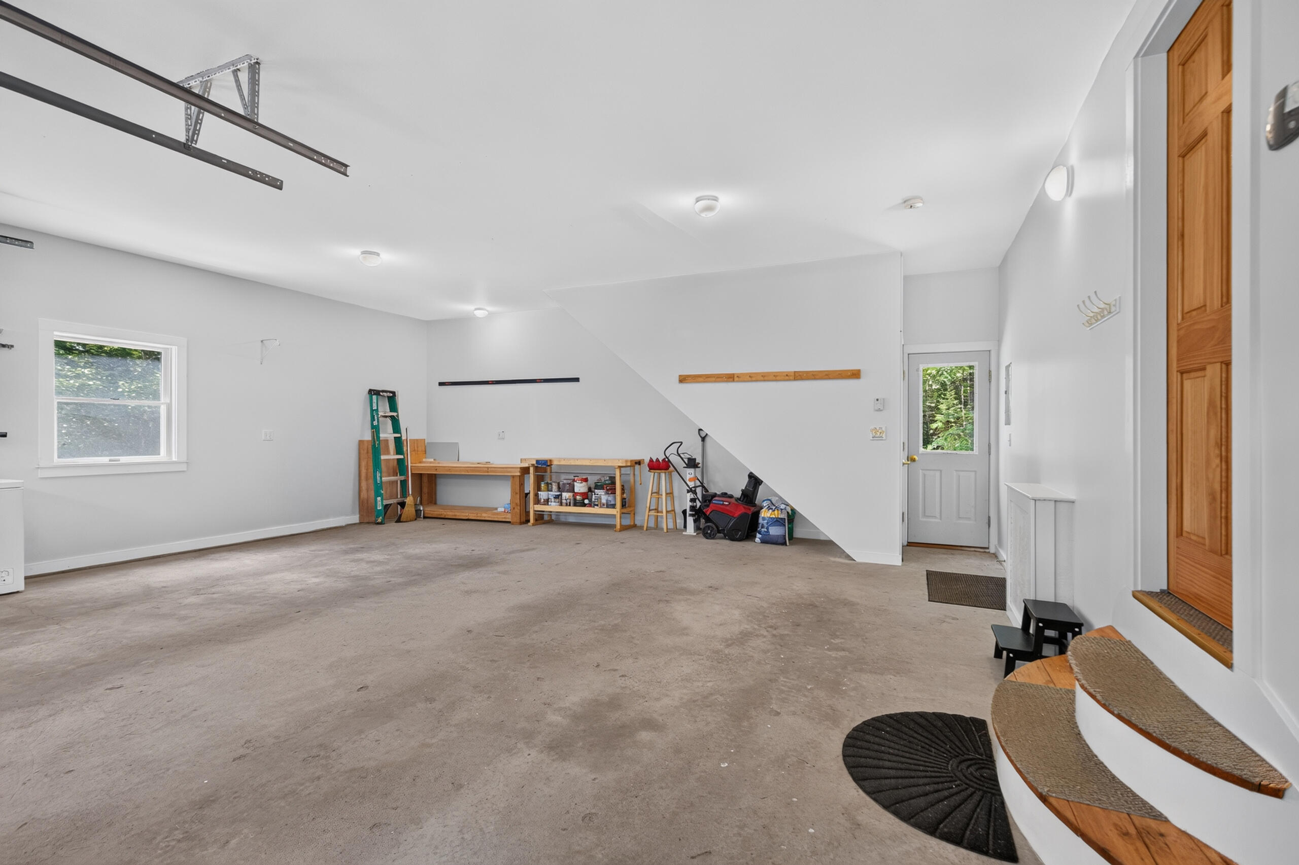 main property photo 70