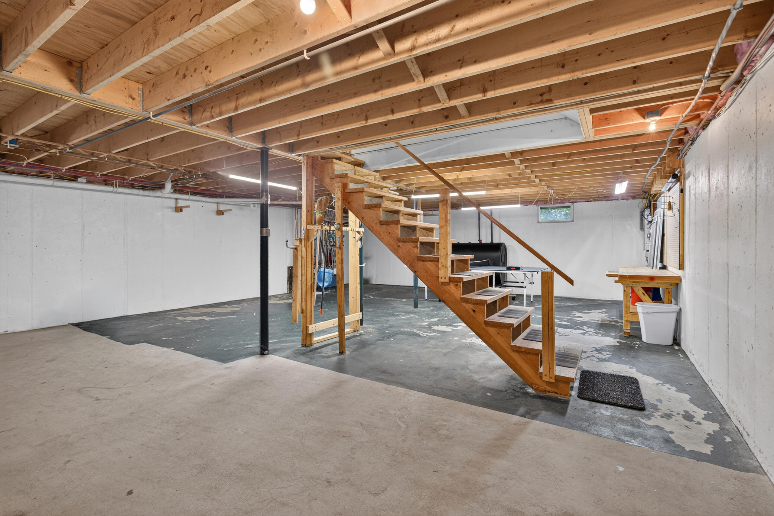 main property photo 74