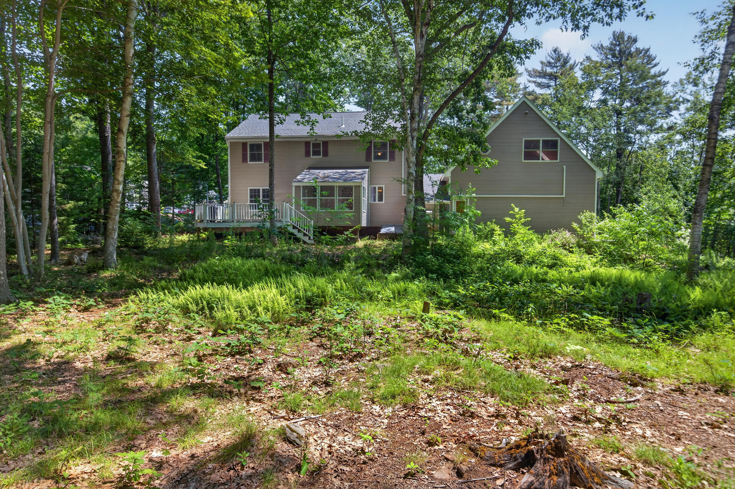 main property photo 79