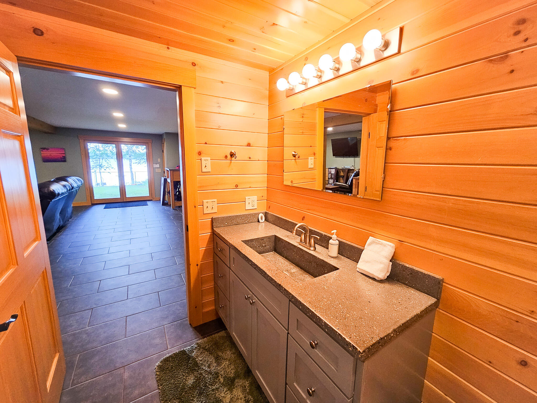 main property photo 92
