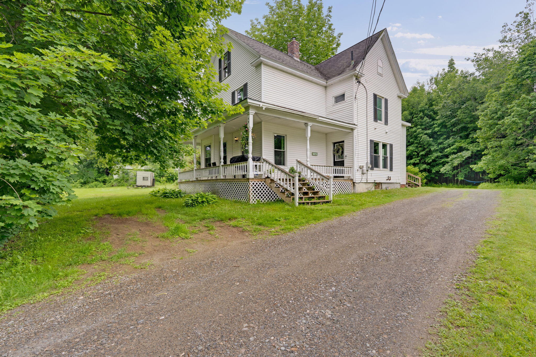 main property photo 40