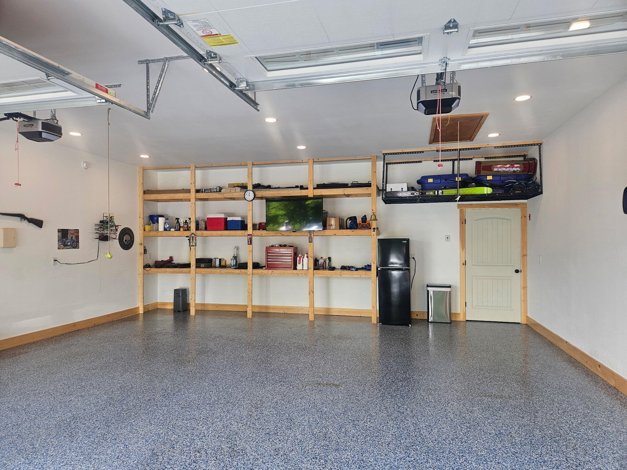 main property photo 54