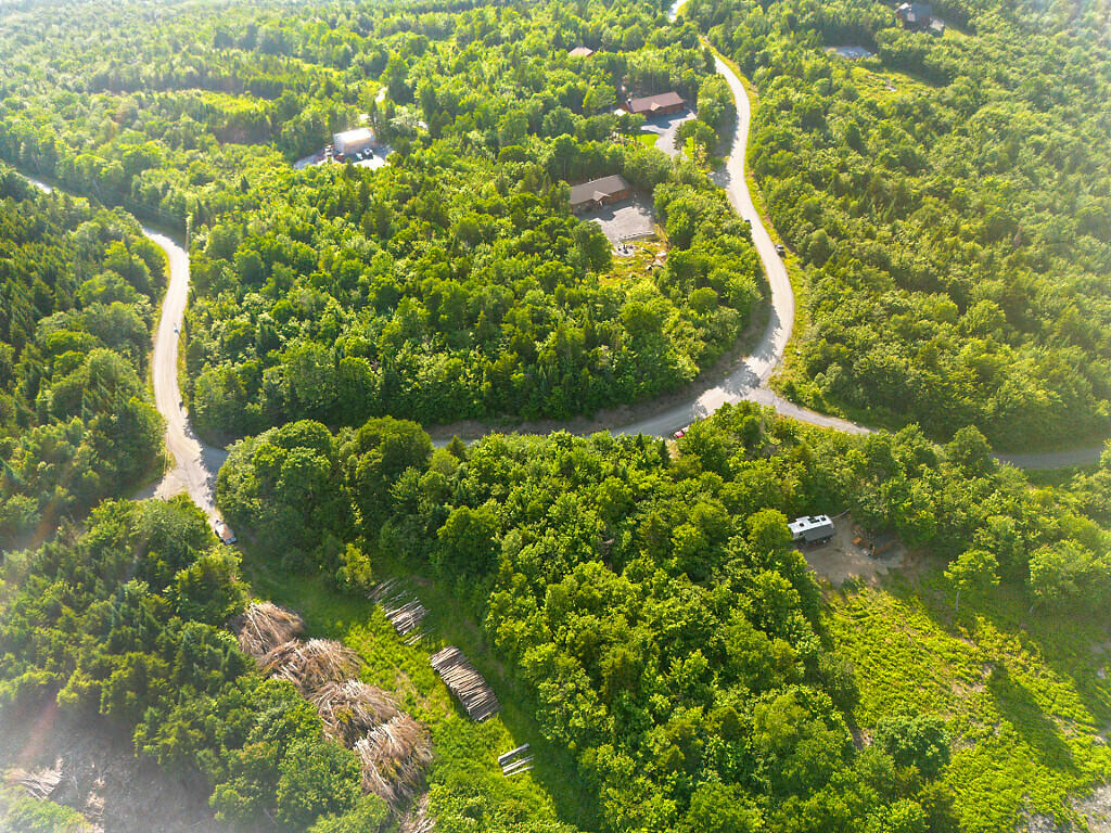 main property photo 74