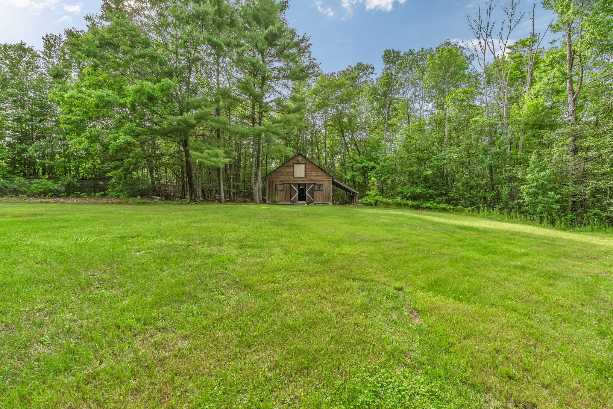 main property photo 12