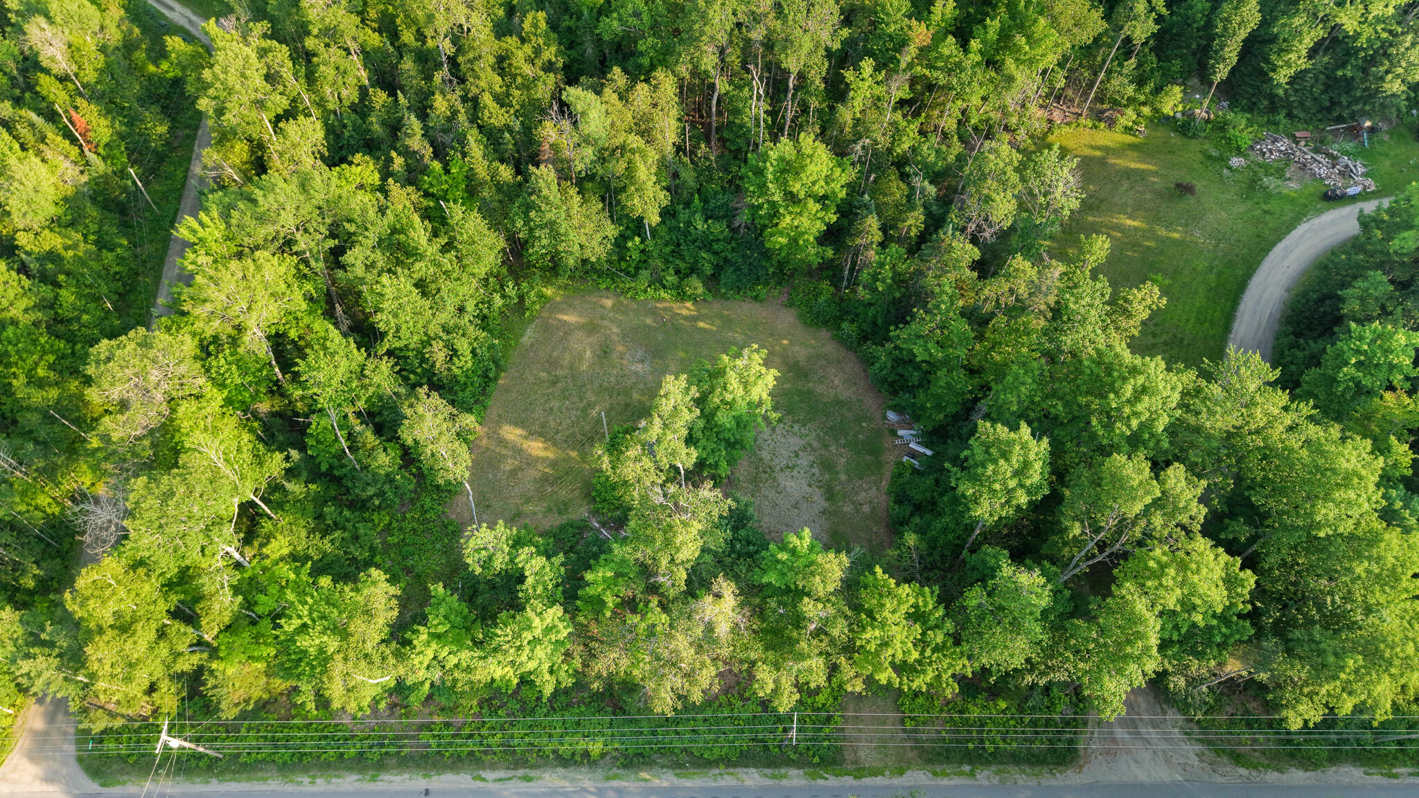 main property photo 12