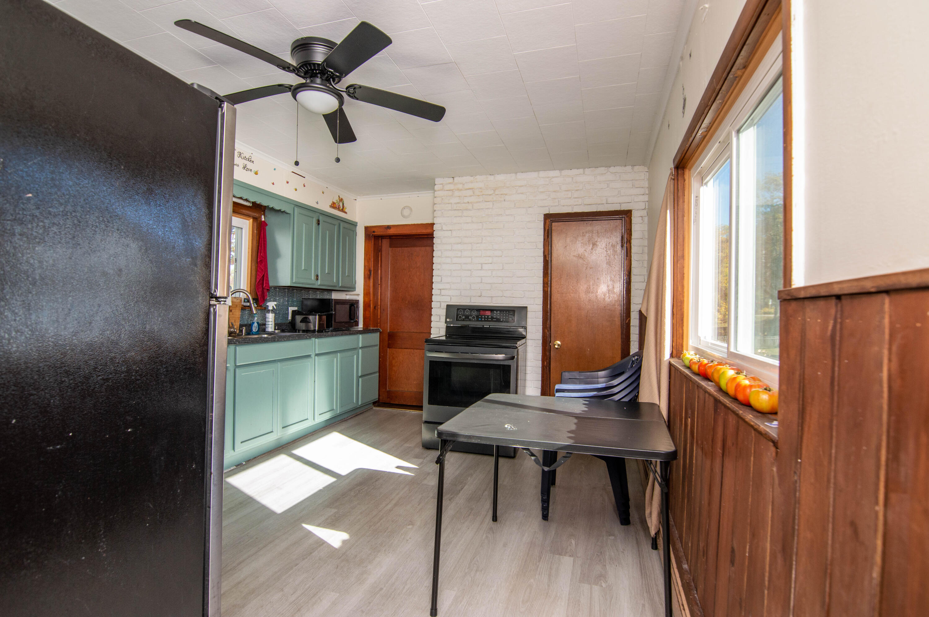 main property photo 22