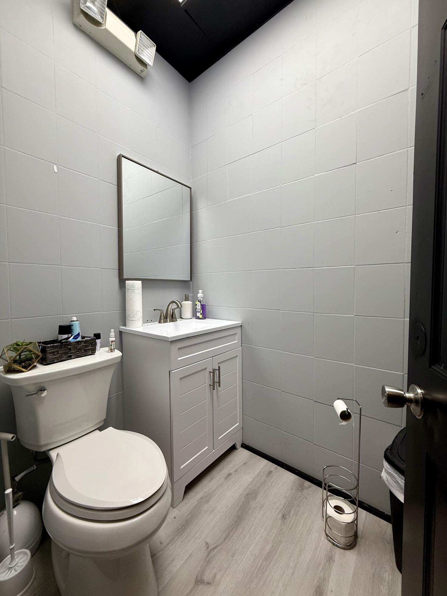 main property photo 68
