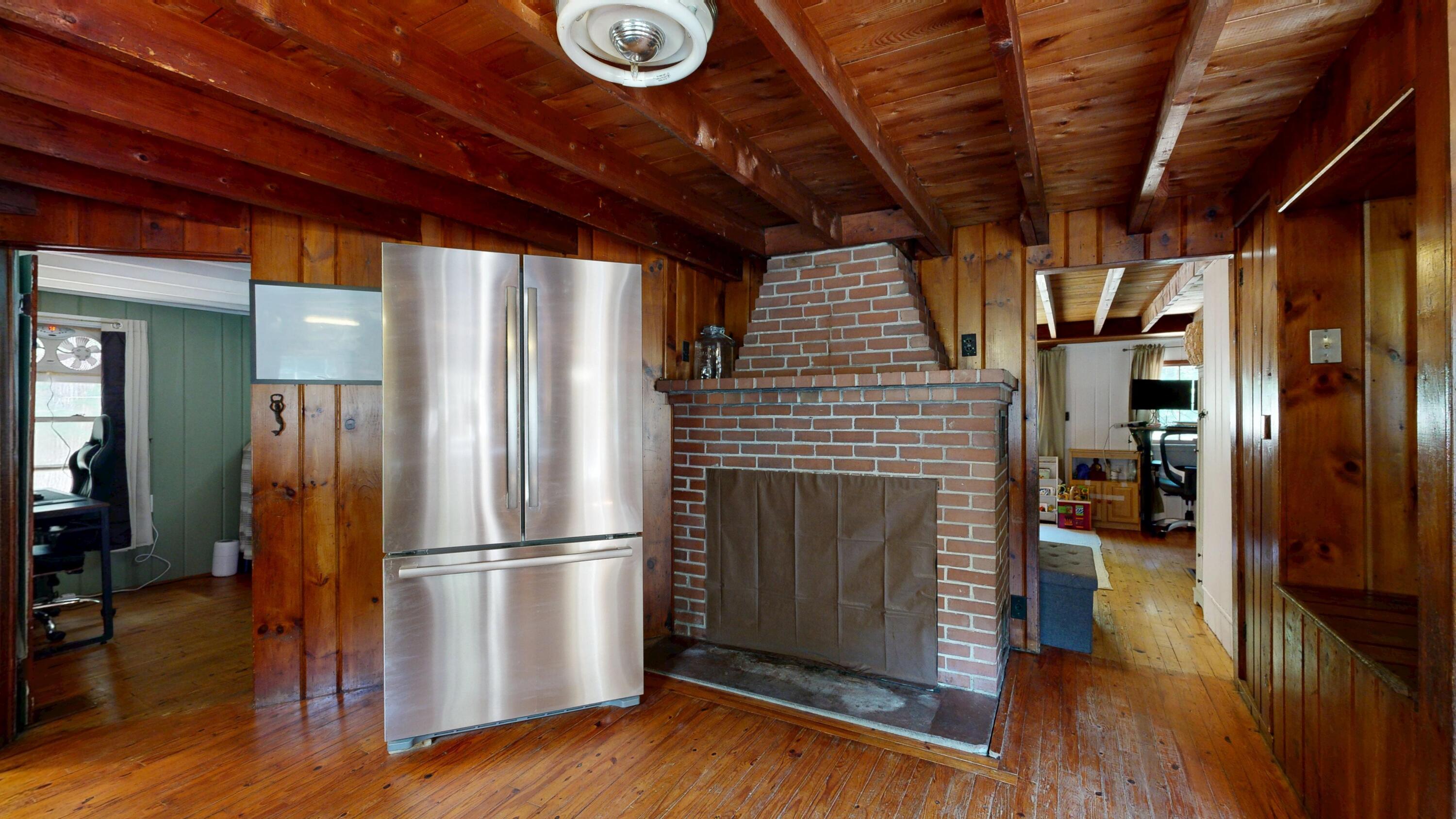 main property photo 10