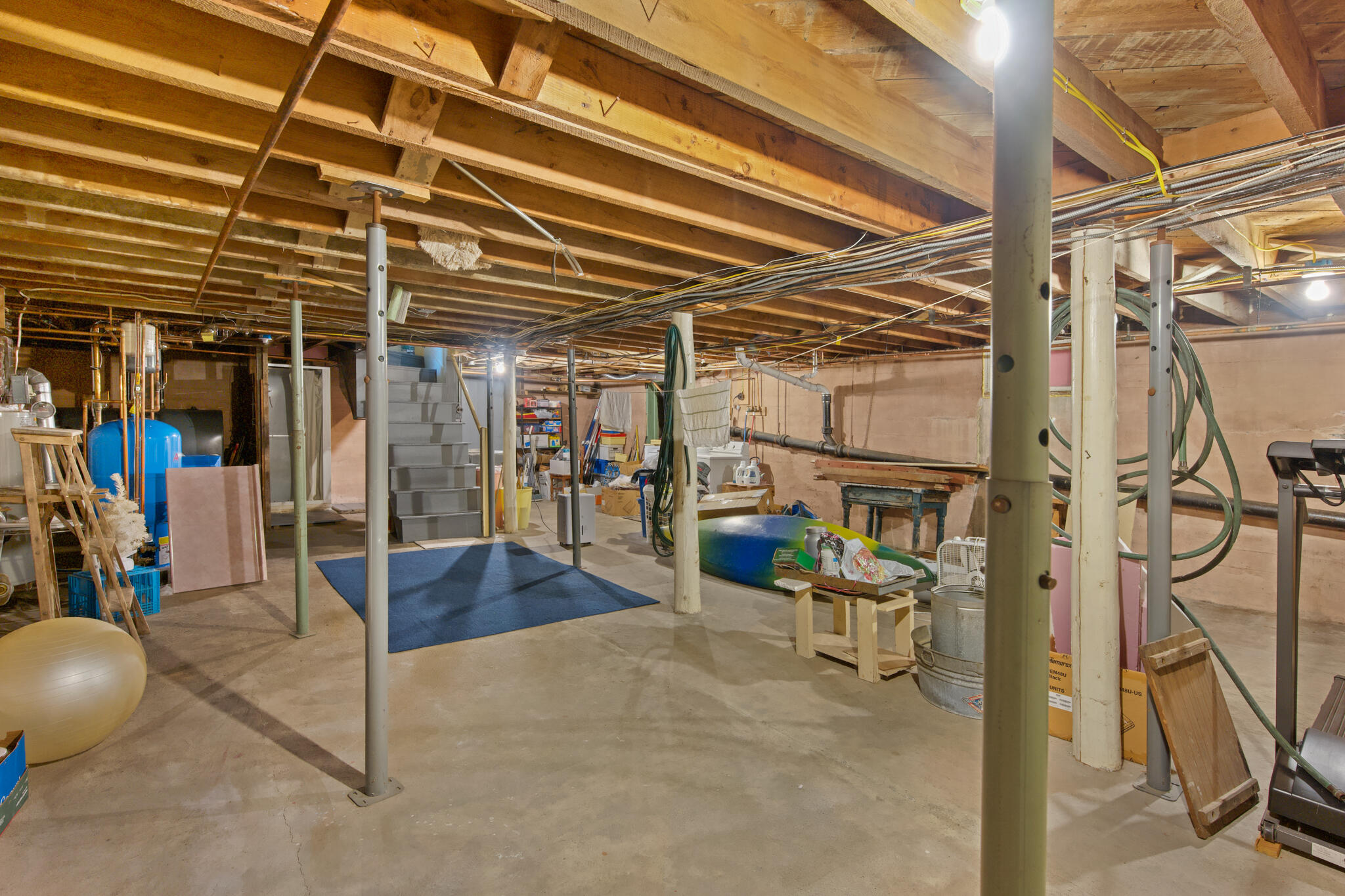 main property photo 51