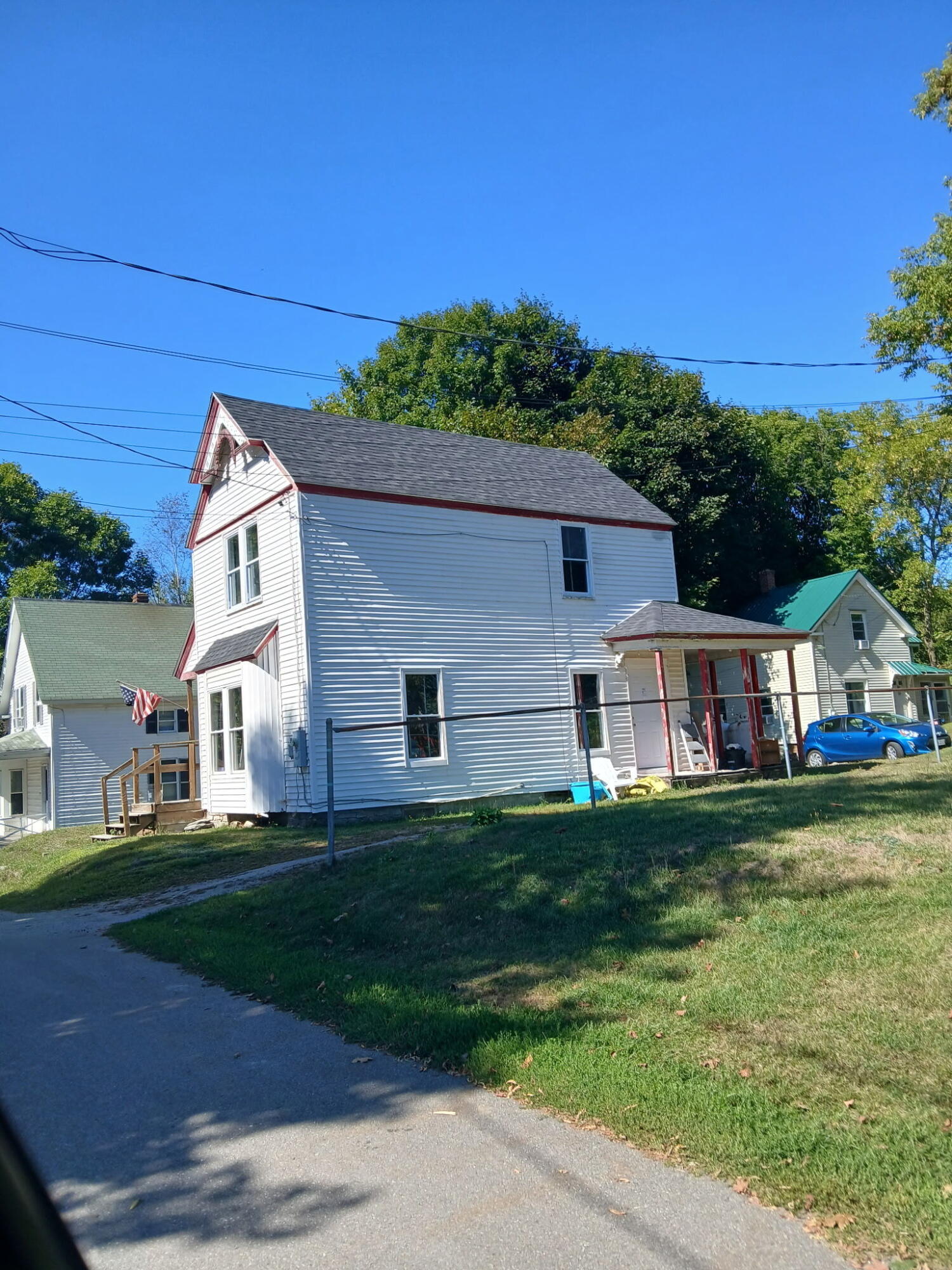 main property photo 6