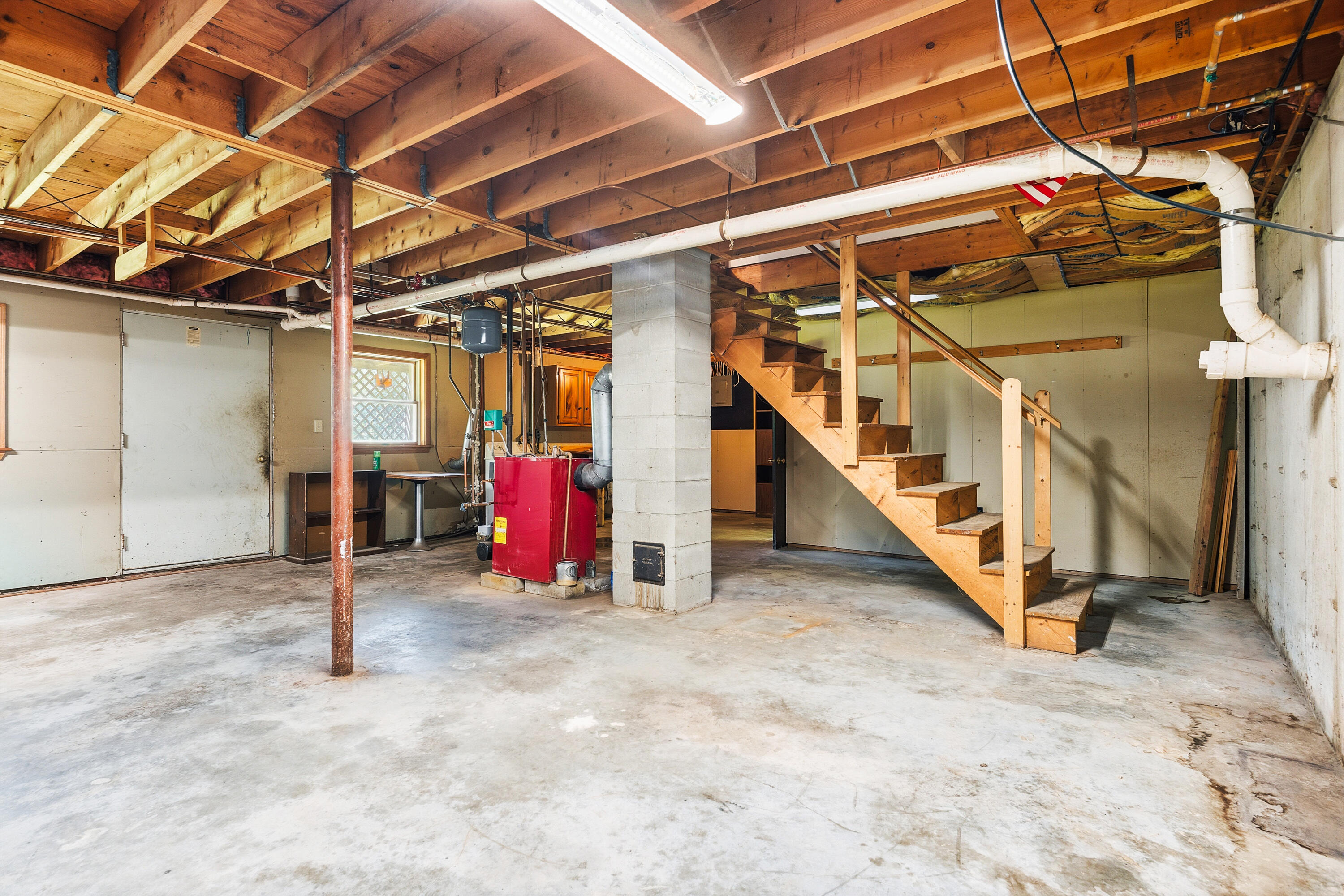 main property photo 35