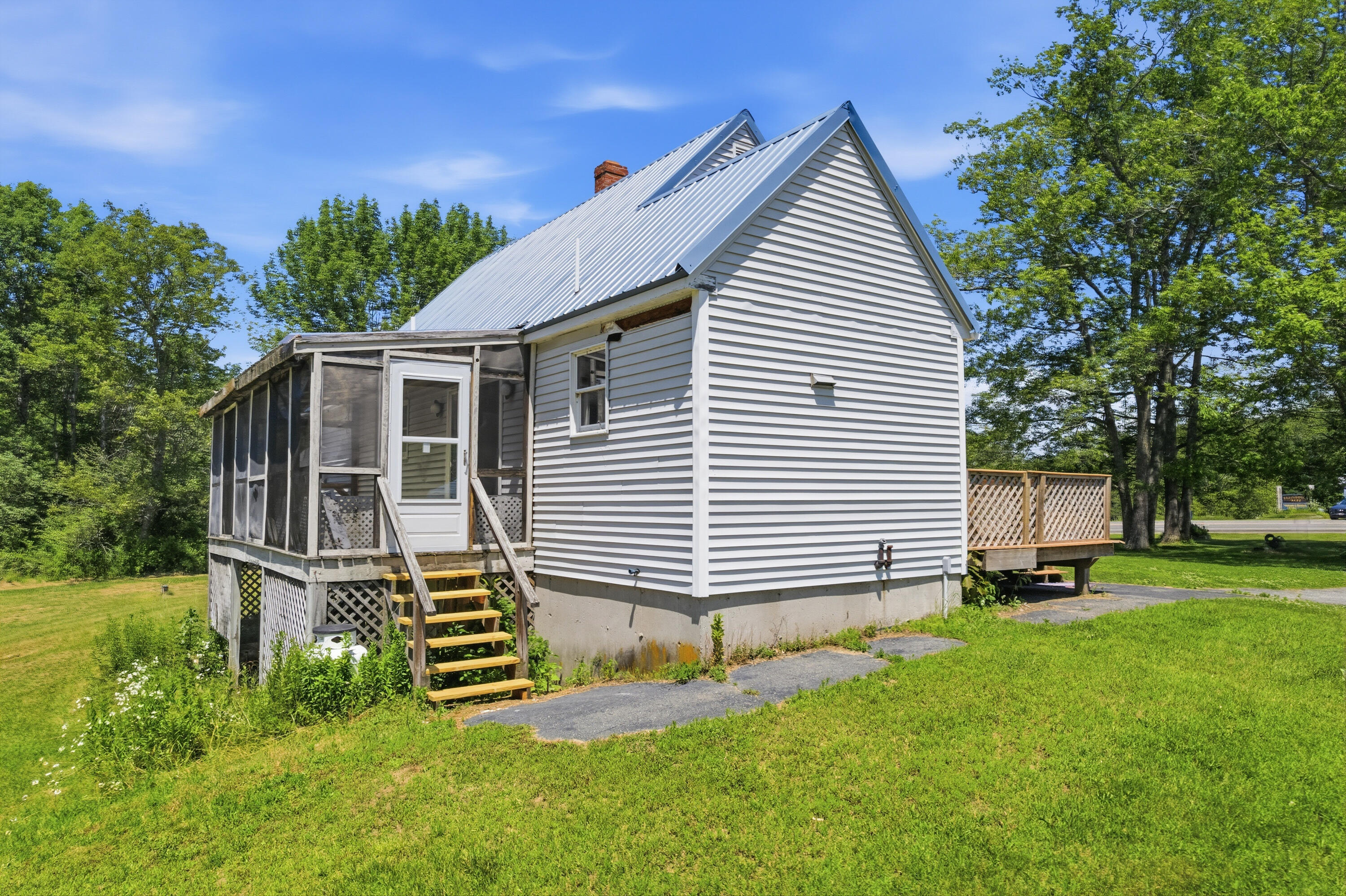 main property photo 46