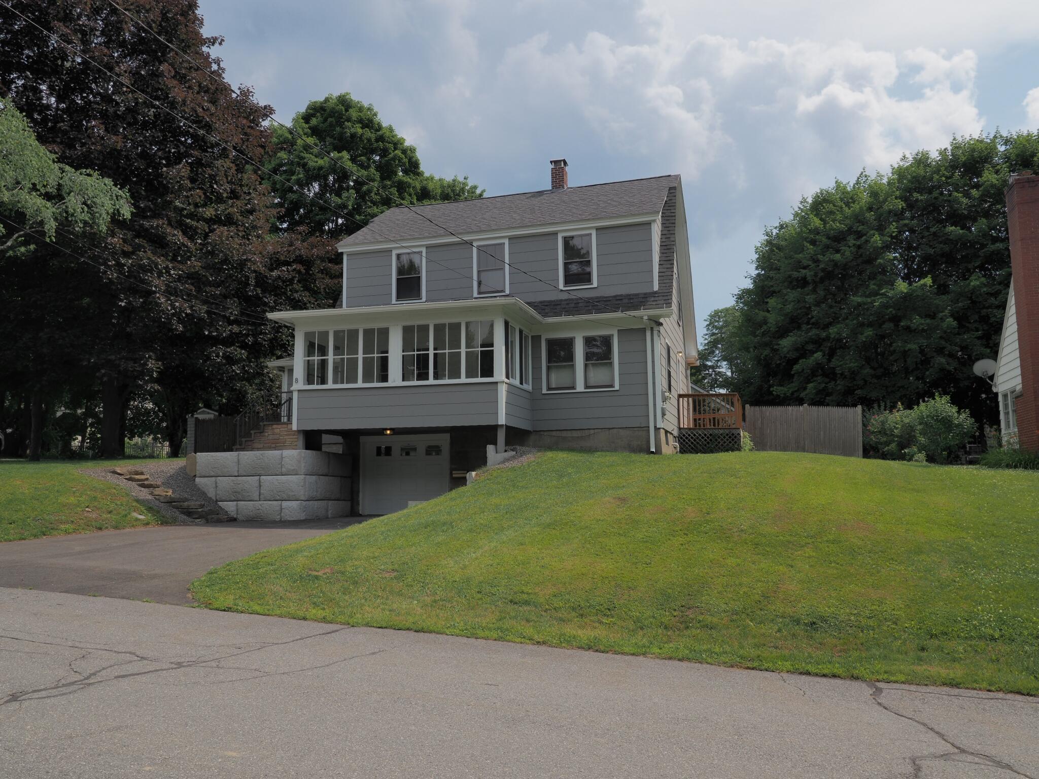 main property photo 40