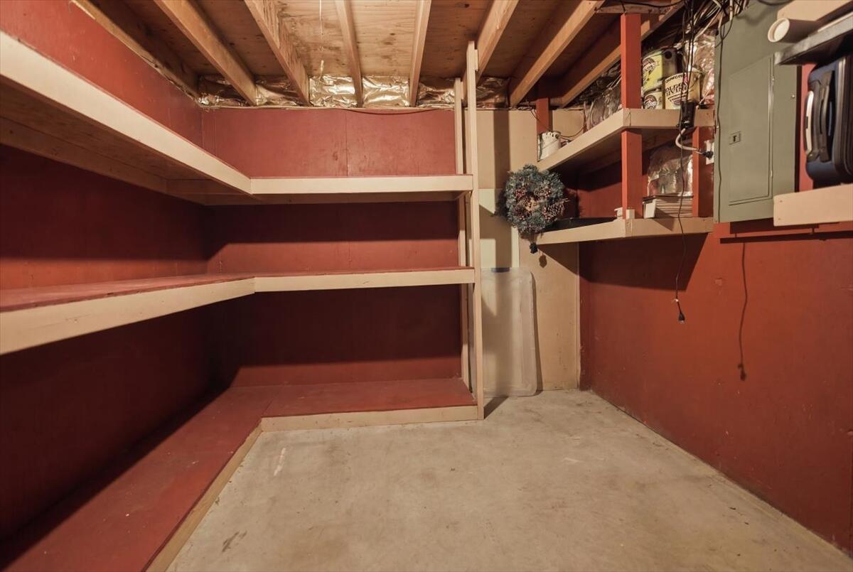 main property photo 59