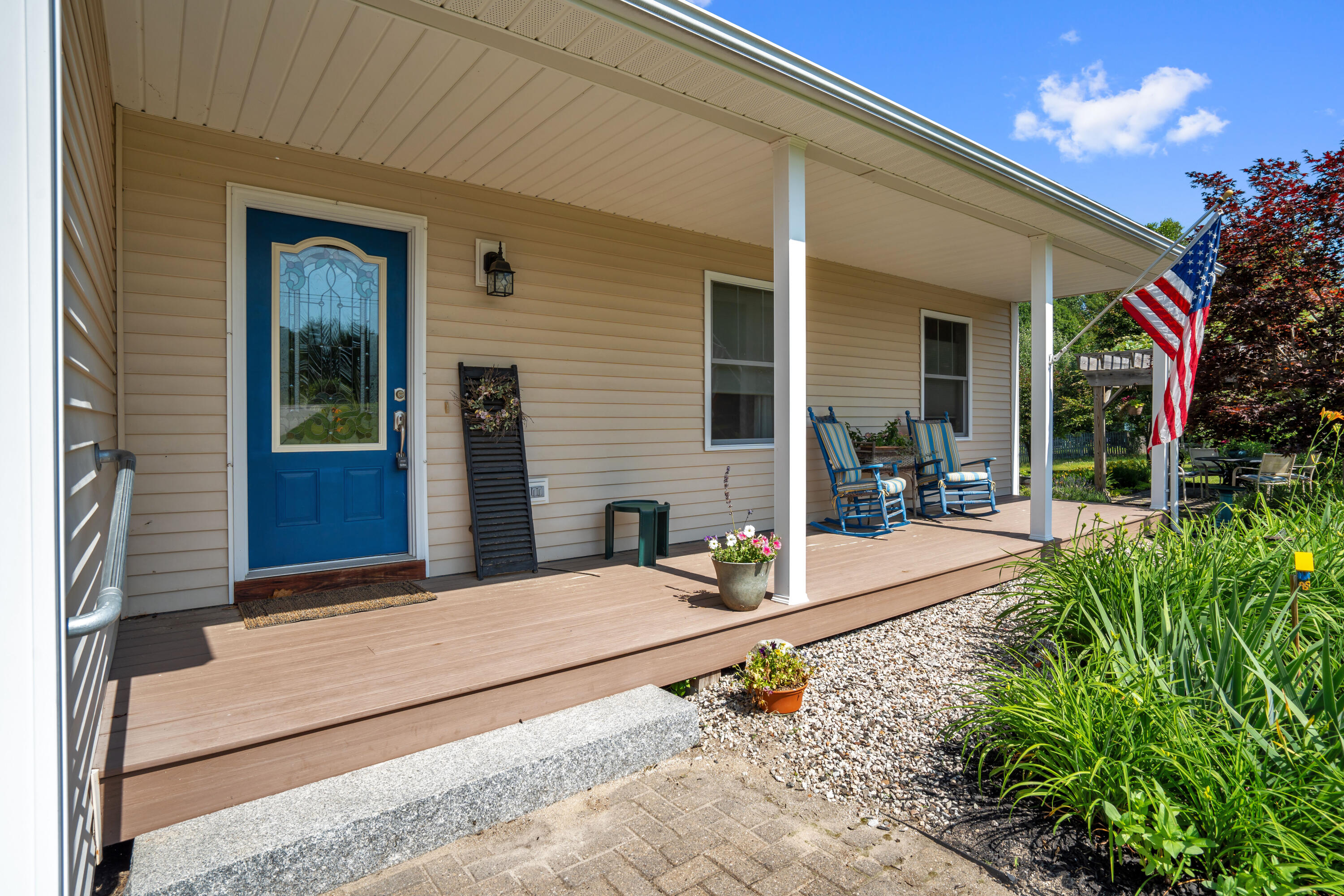 main property photo 41