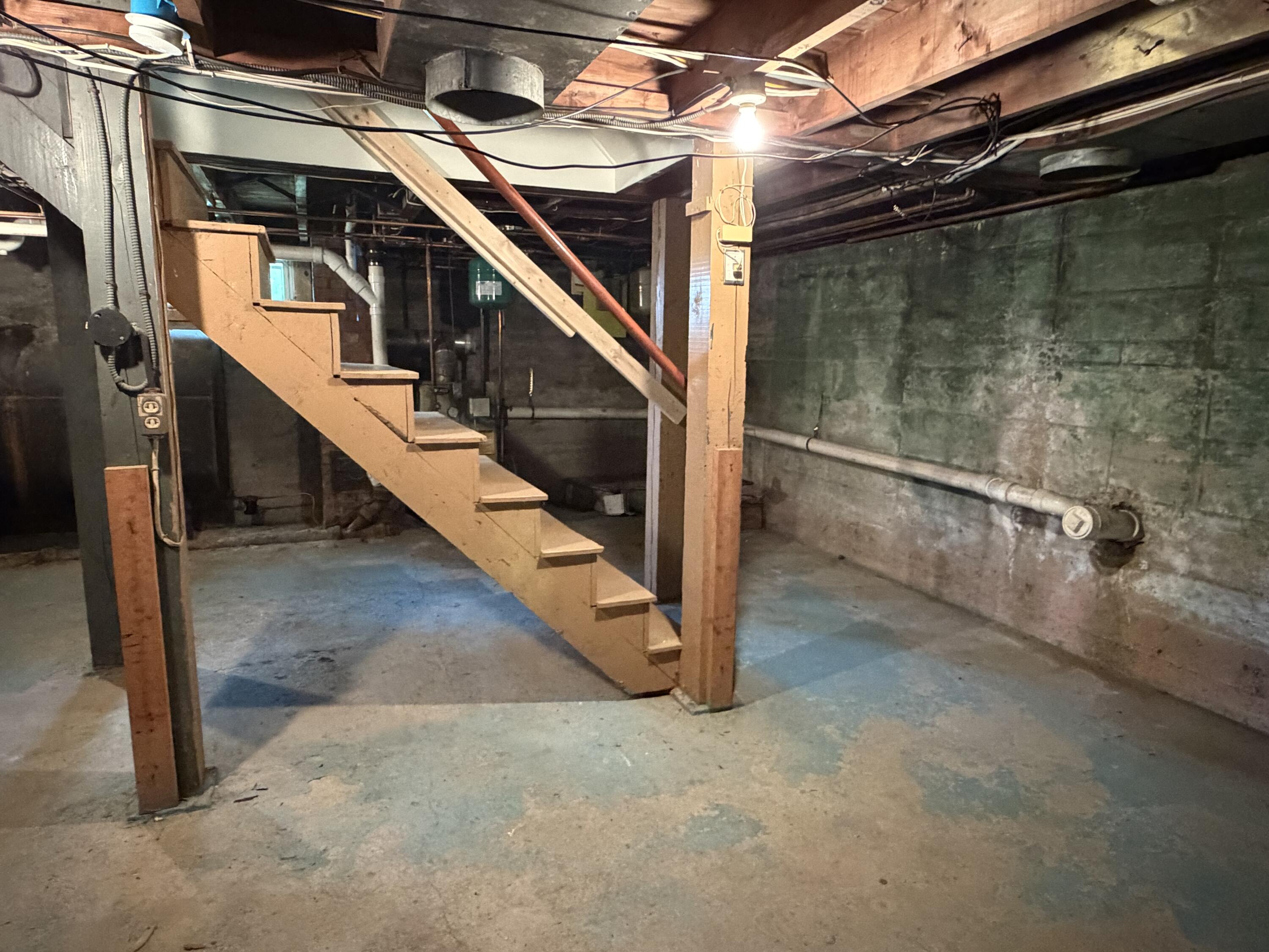 main property photo 61