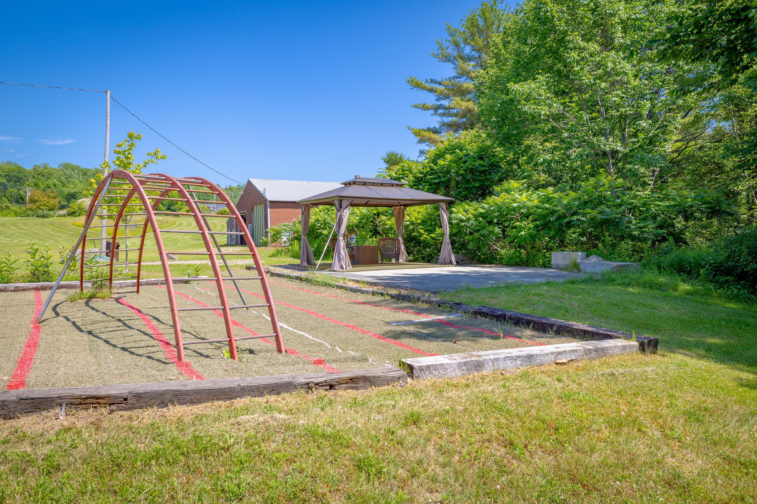 main property photo 74