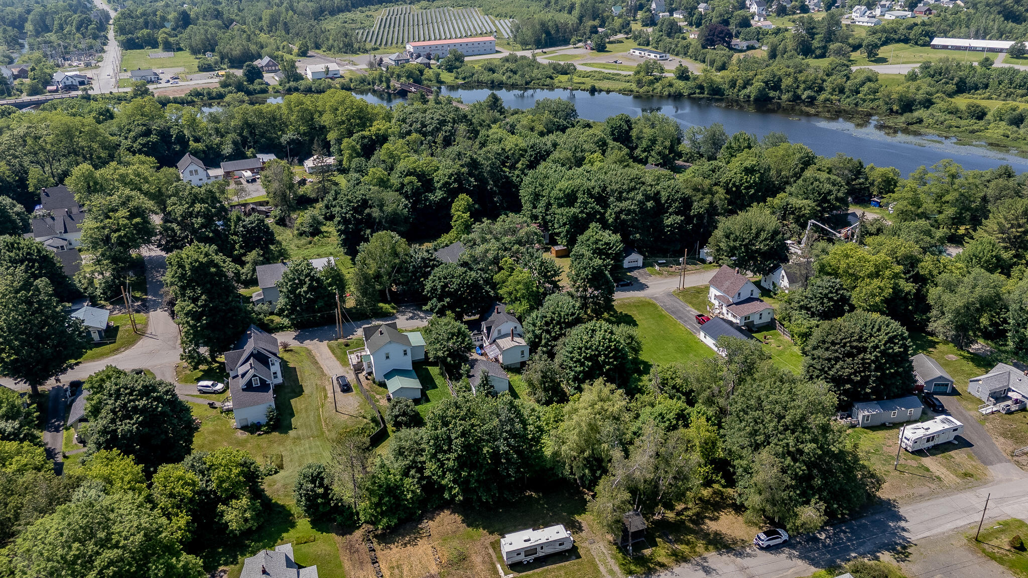 main property photo 34