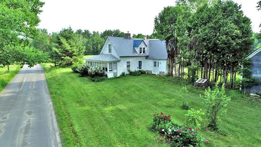 main property photo 3