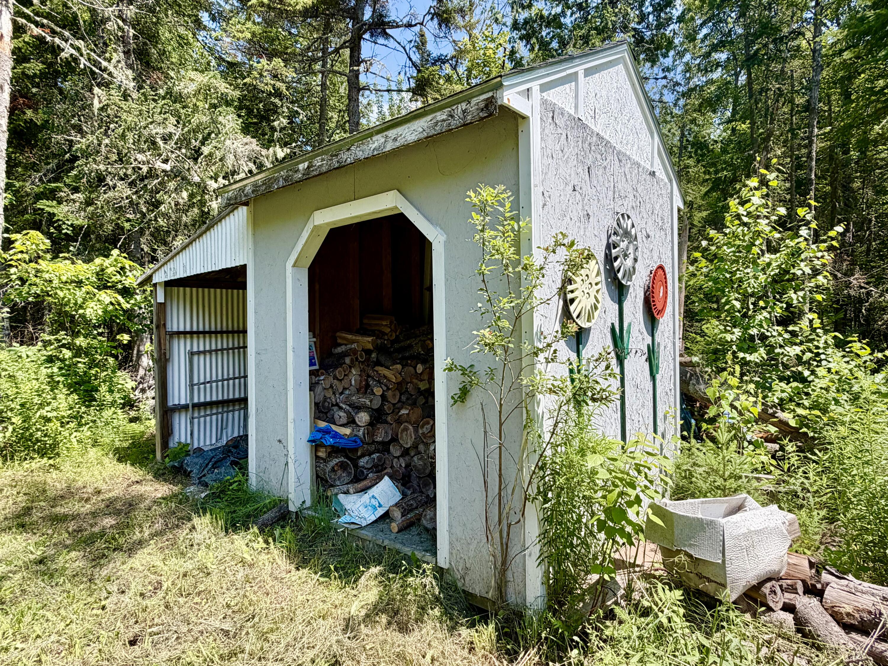 main property photo 41