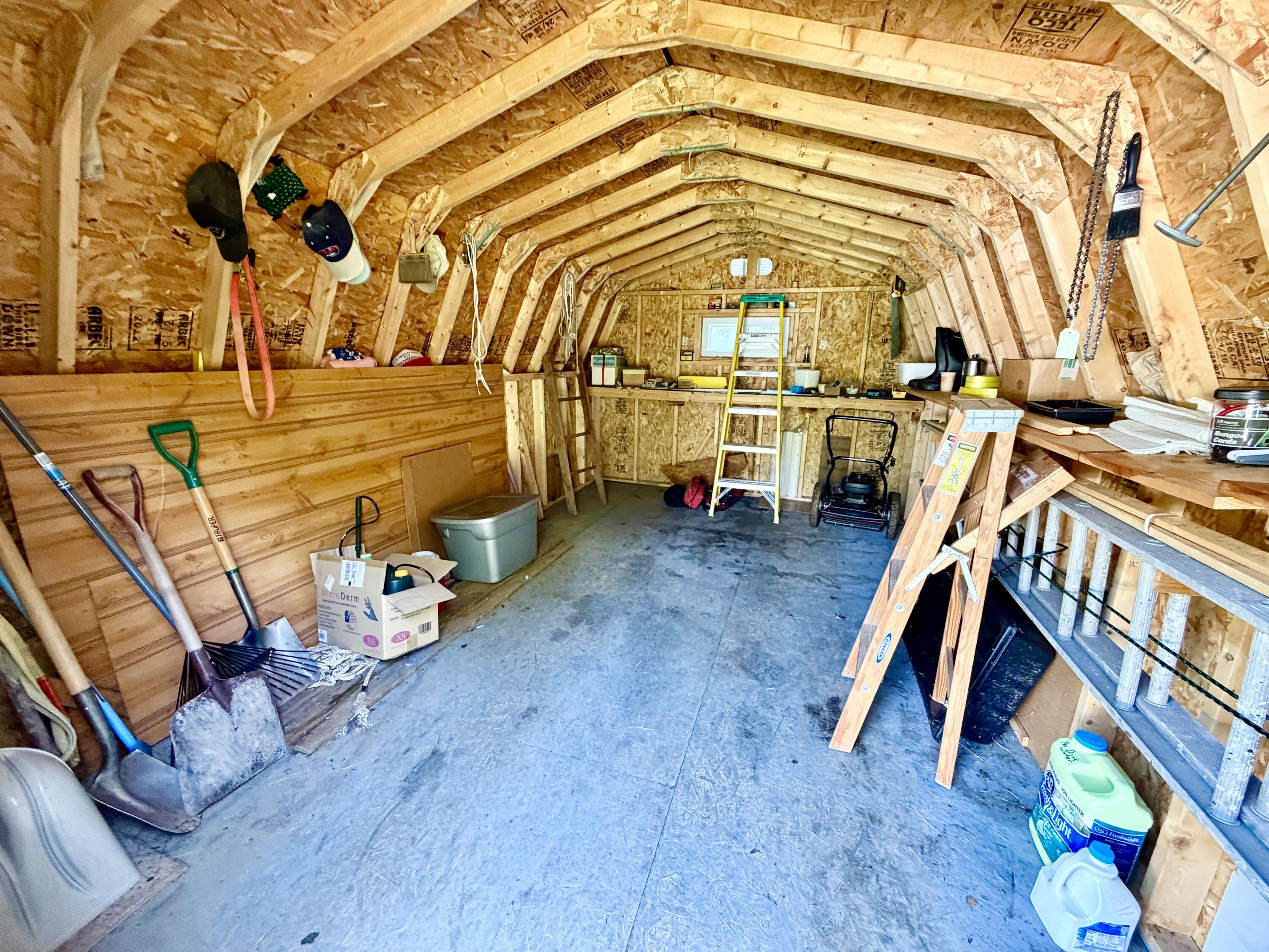 main property photo 45