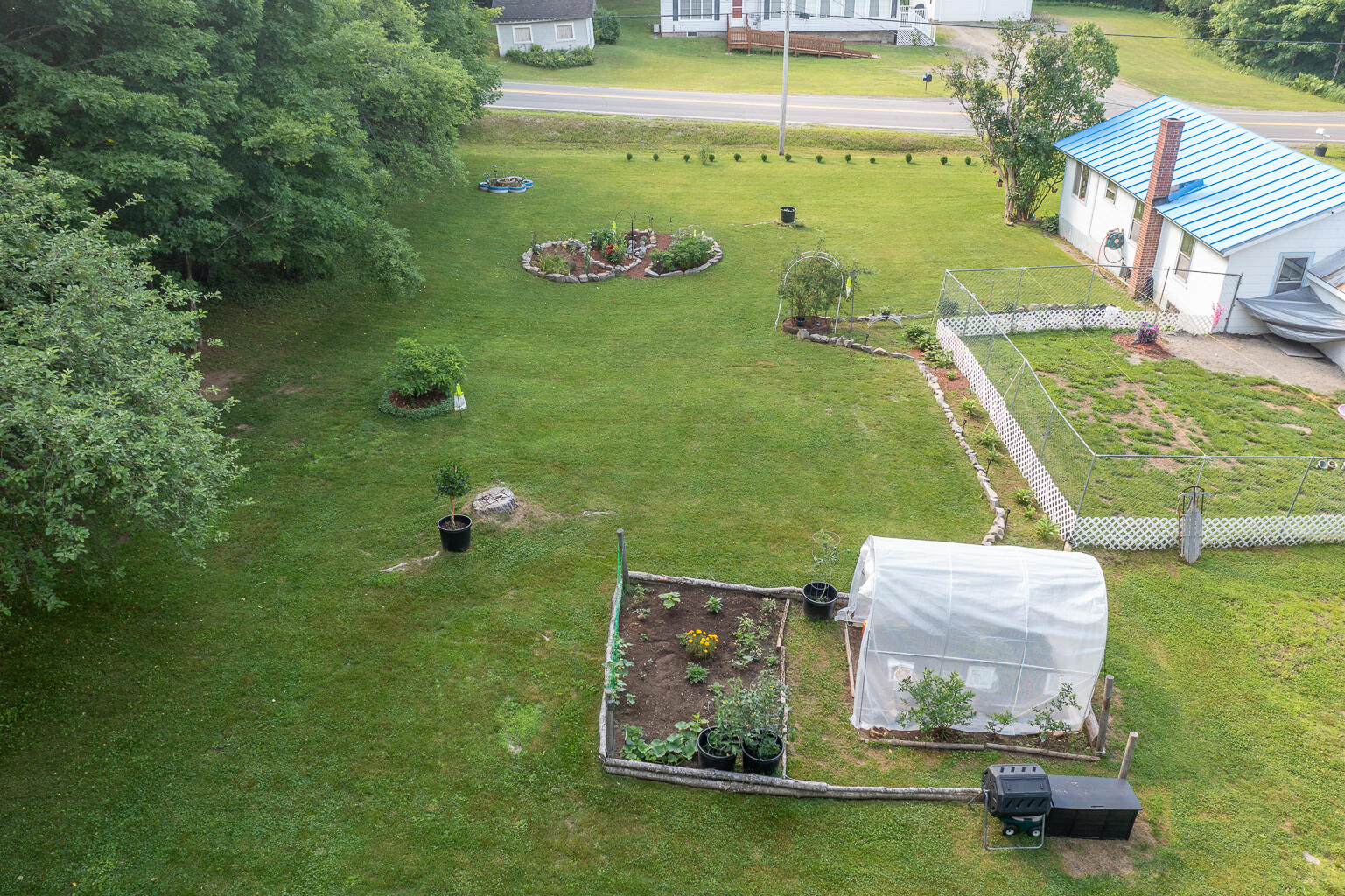 main property photo 17